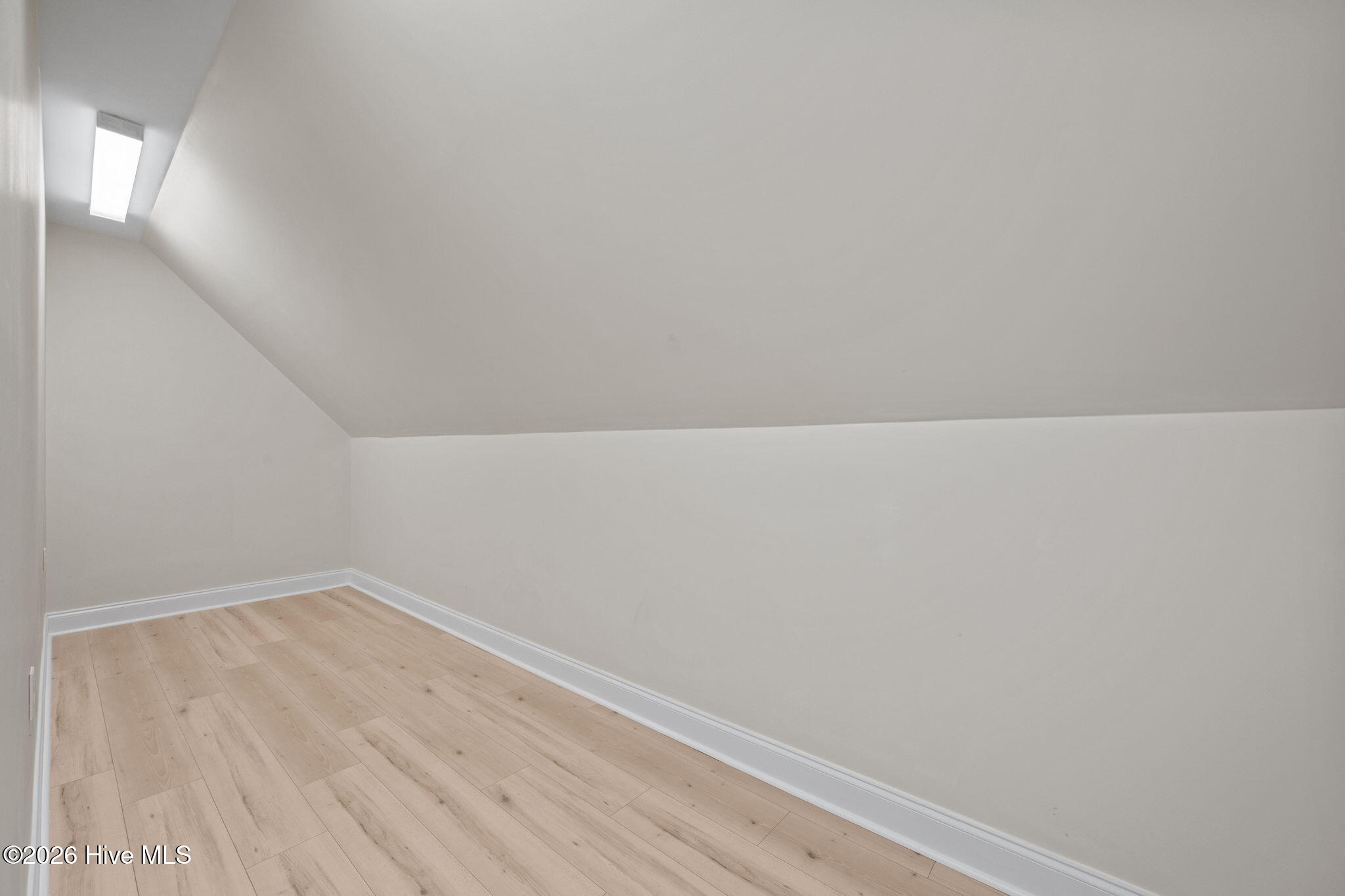 106 Dolphin Drive Property Photo 28
