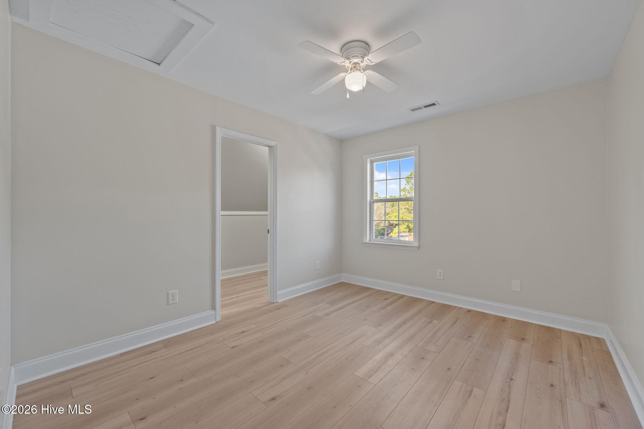 106 Dolphin Drive Property Photo 31