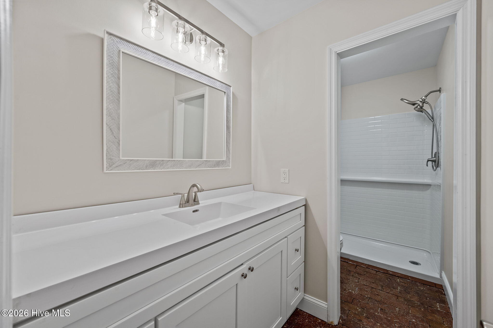 106 Dolphin Drive Property Photo 41