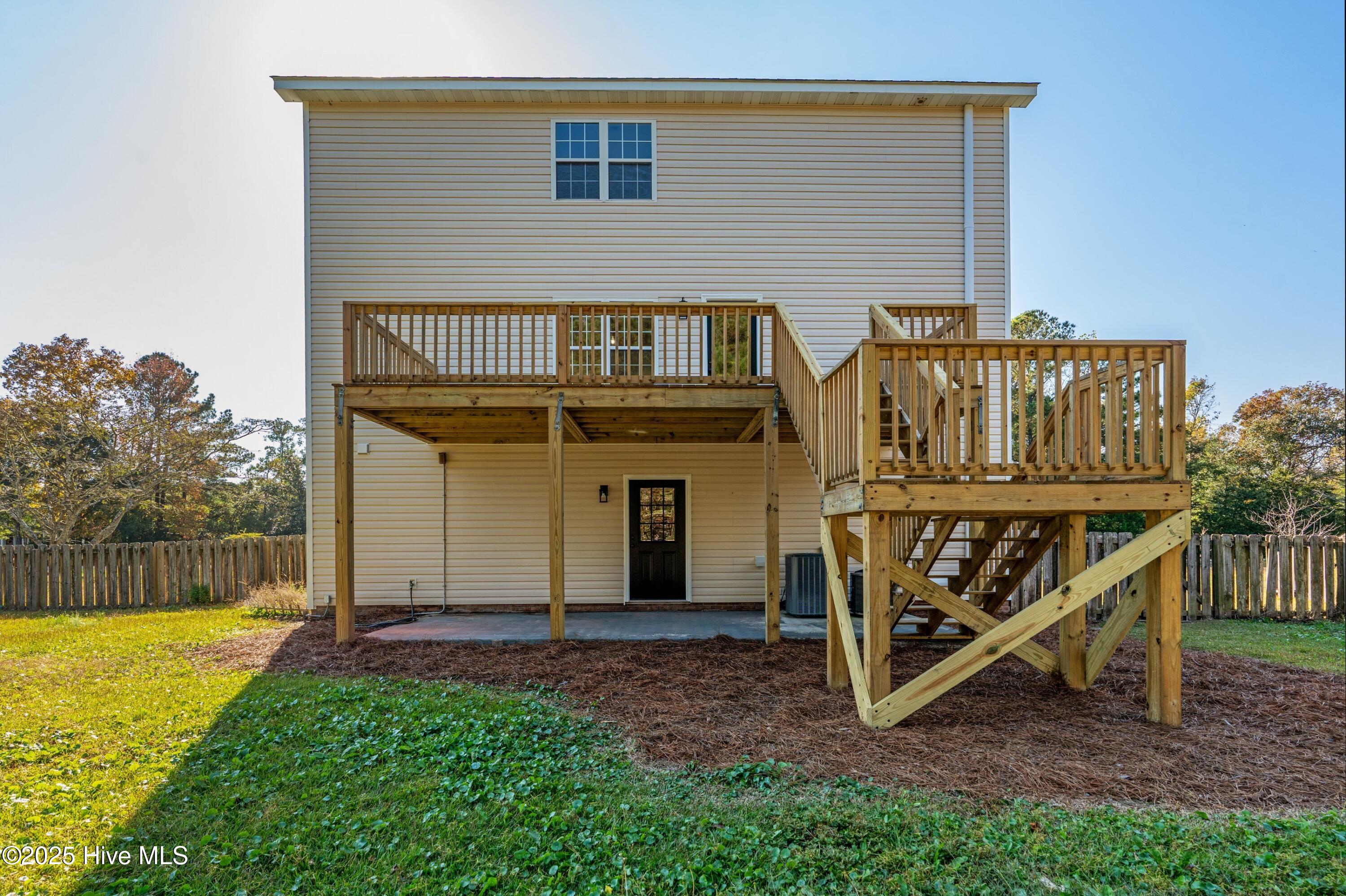106 Dolphin Drive Property Photo 44