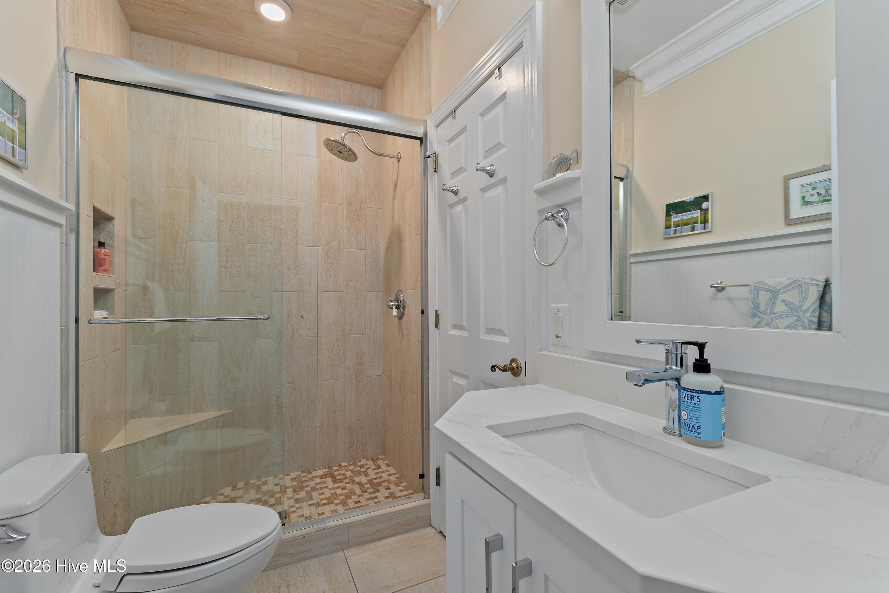 6925 Kings Lynn Drive Property Photo 56