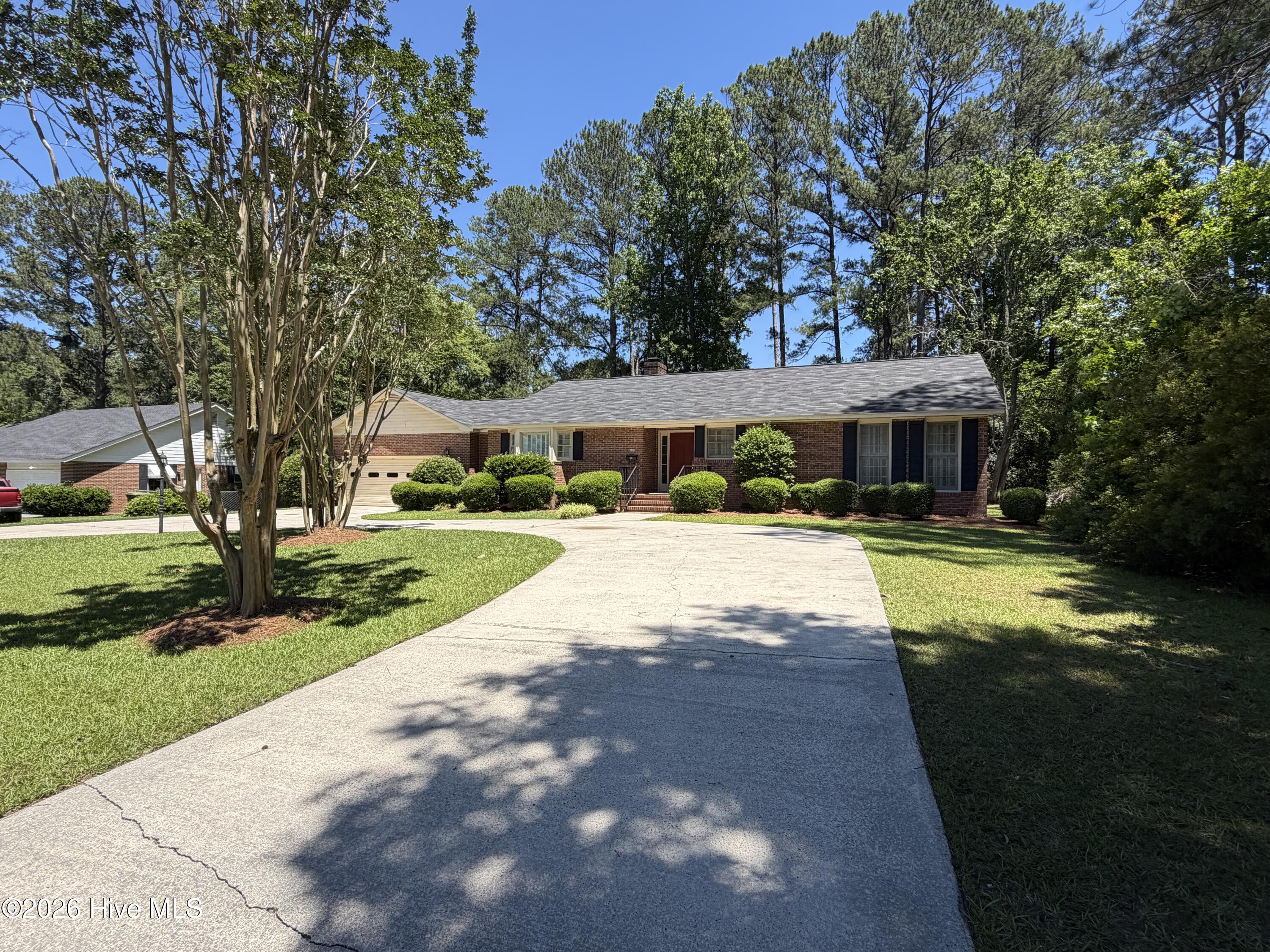683 Chestnut Drive Property Photo 1