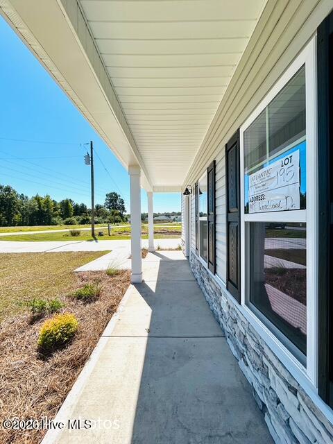 148 Woodford Drive Property Photo 3