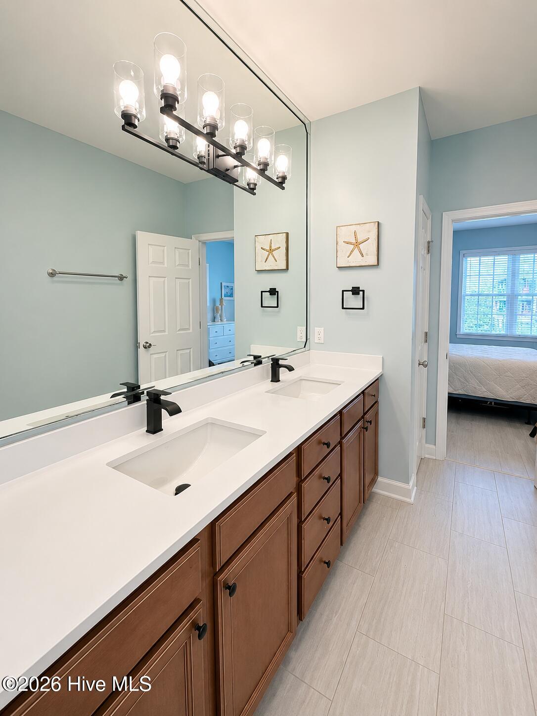 308 E Beach Drive Property Photo 16