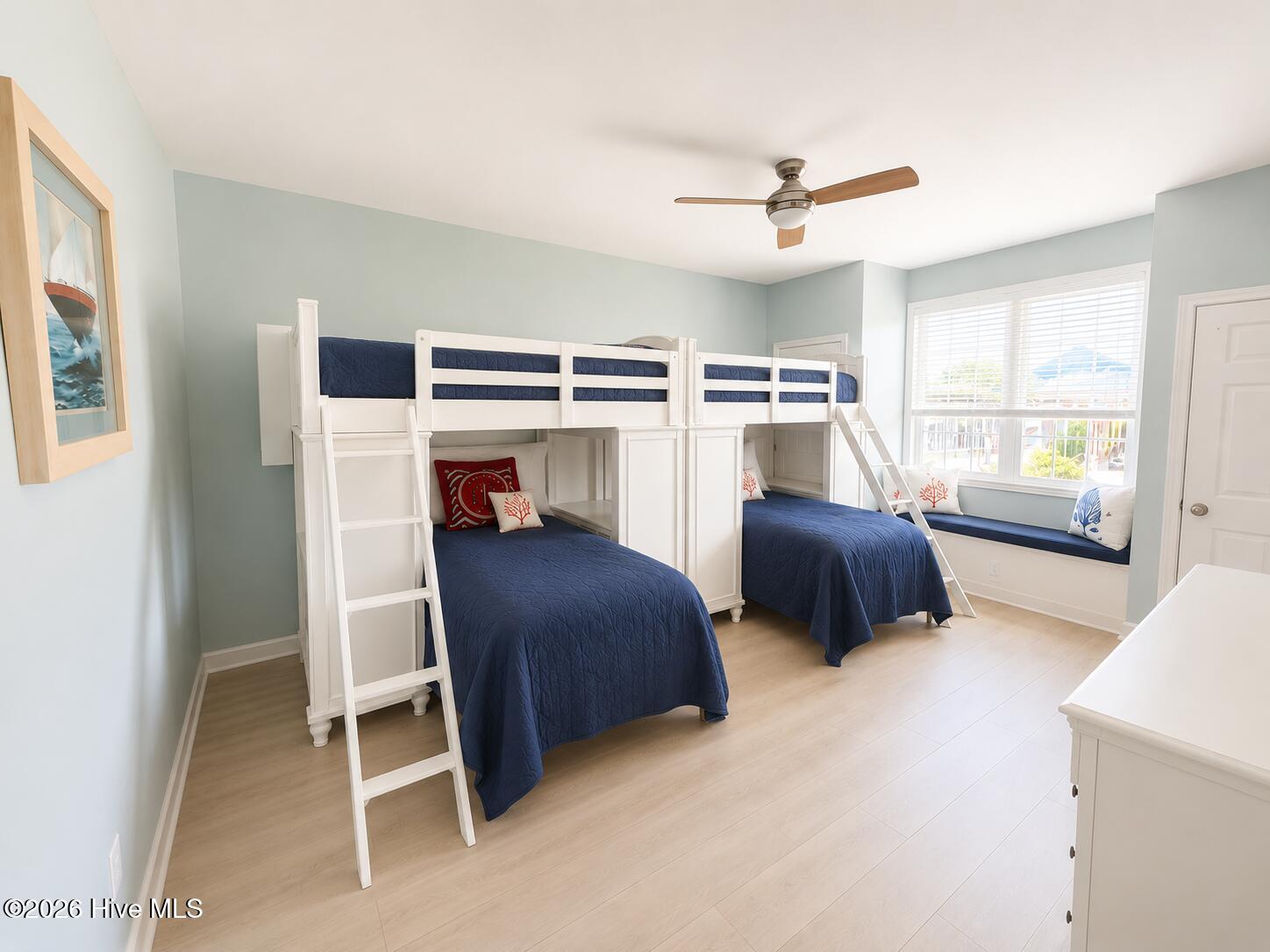 308 E Beach Drive Property Photo 18