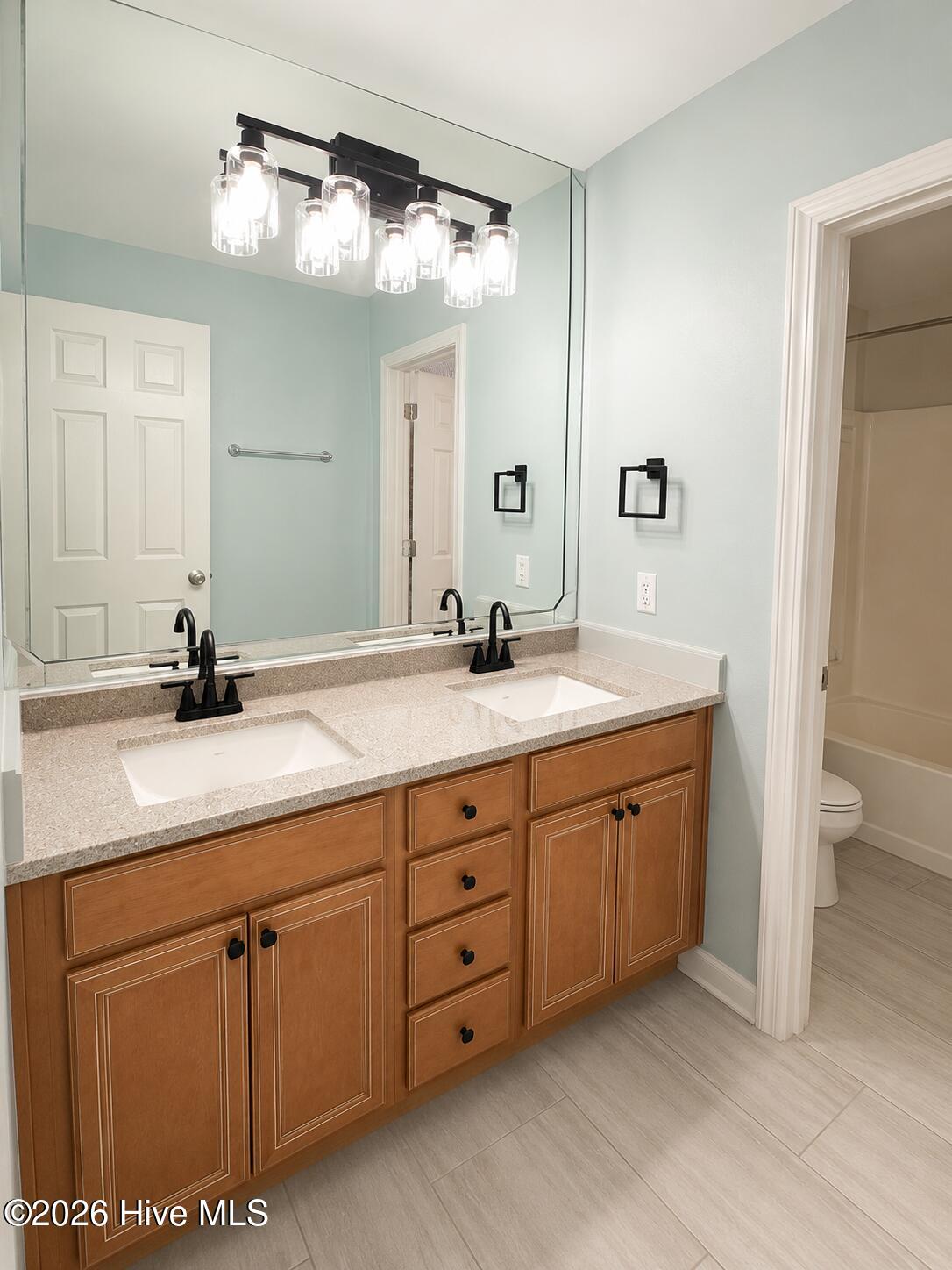 308 E Beach Drive Property Photo 23