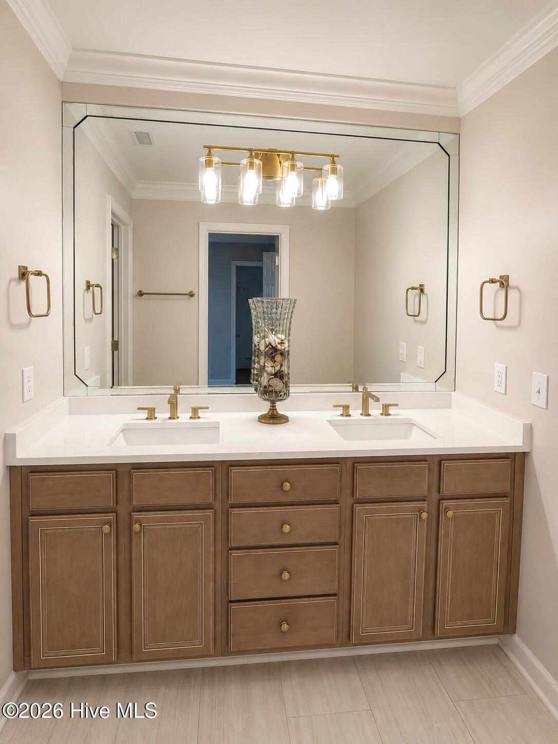 308 E Beach Drive Property Photo 40