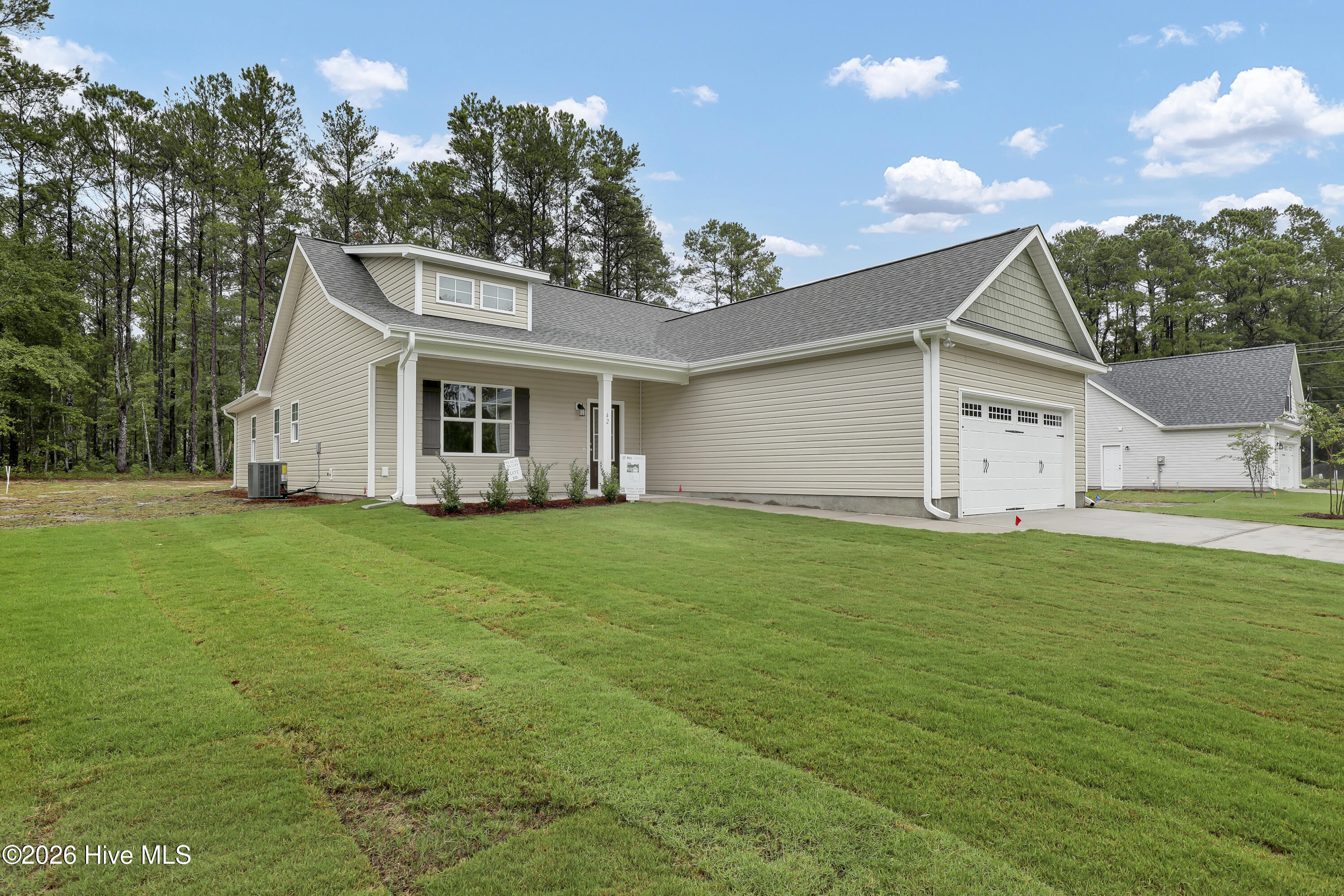42 Peach Court Property Photo 2