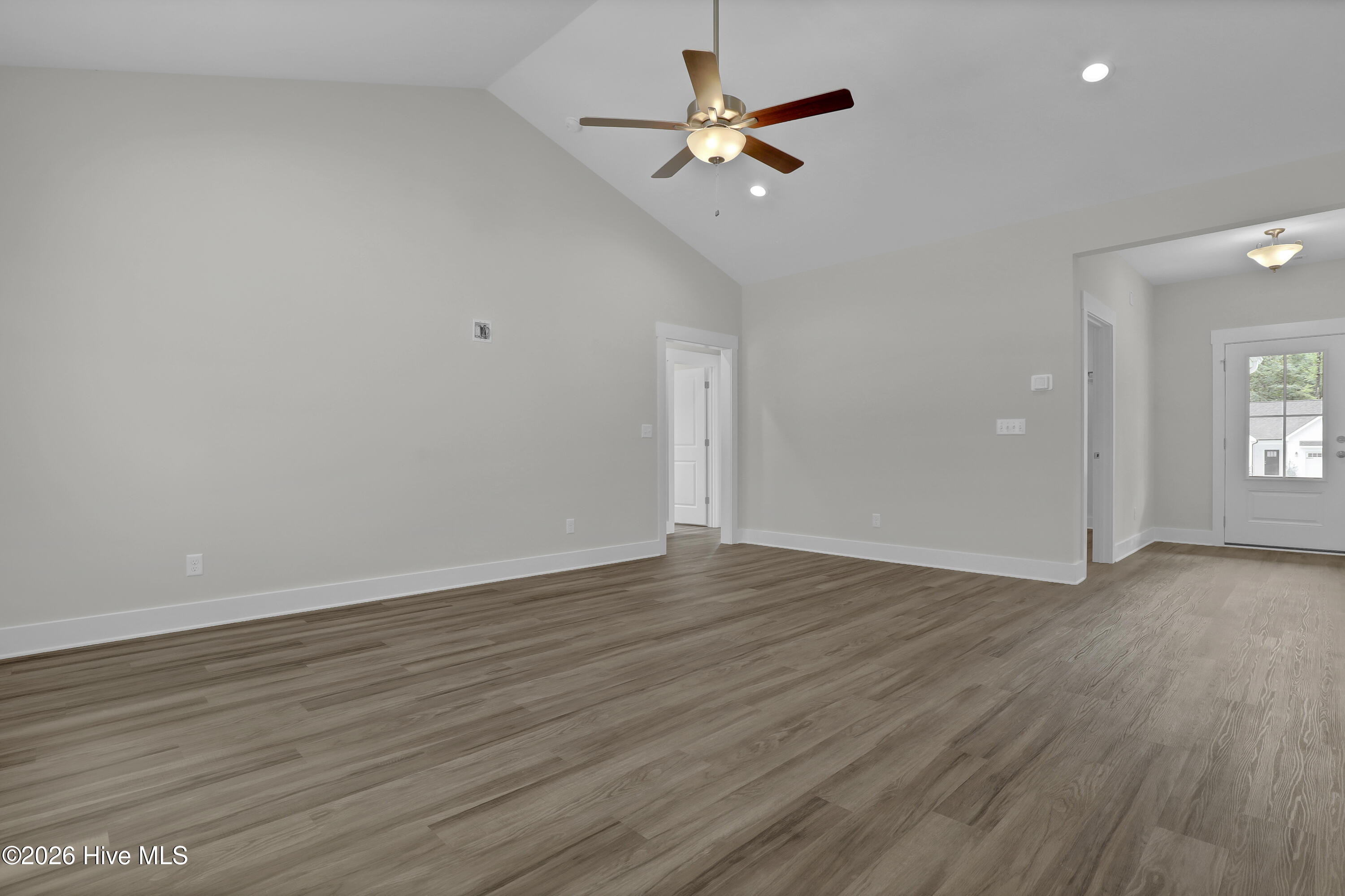 42 Peach Court Property Photo 21