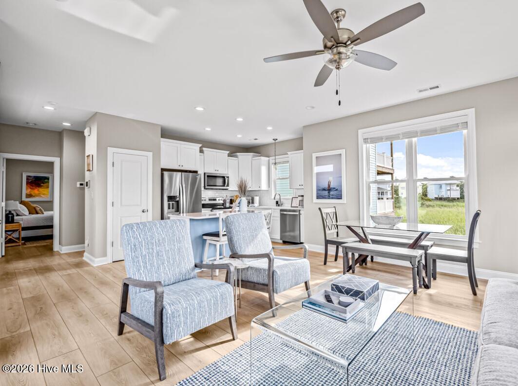 100 Salt Marsh Way Property Photo 17