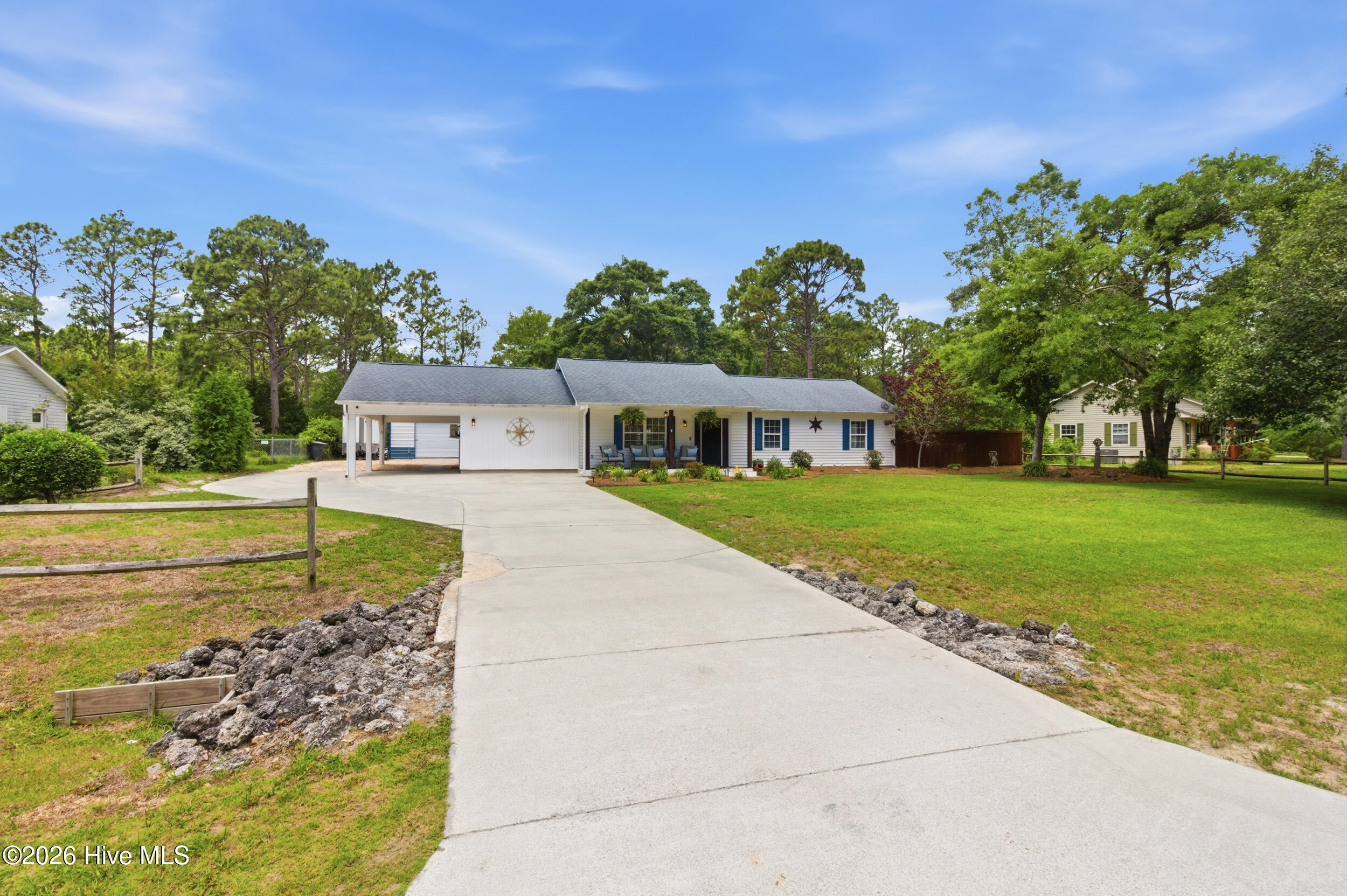 245 Barrington Ridge Property Photo 6