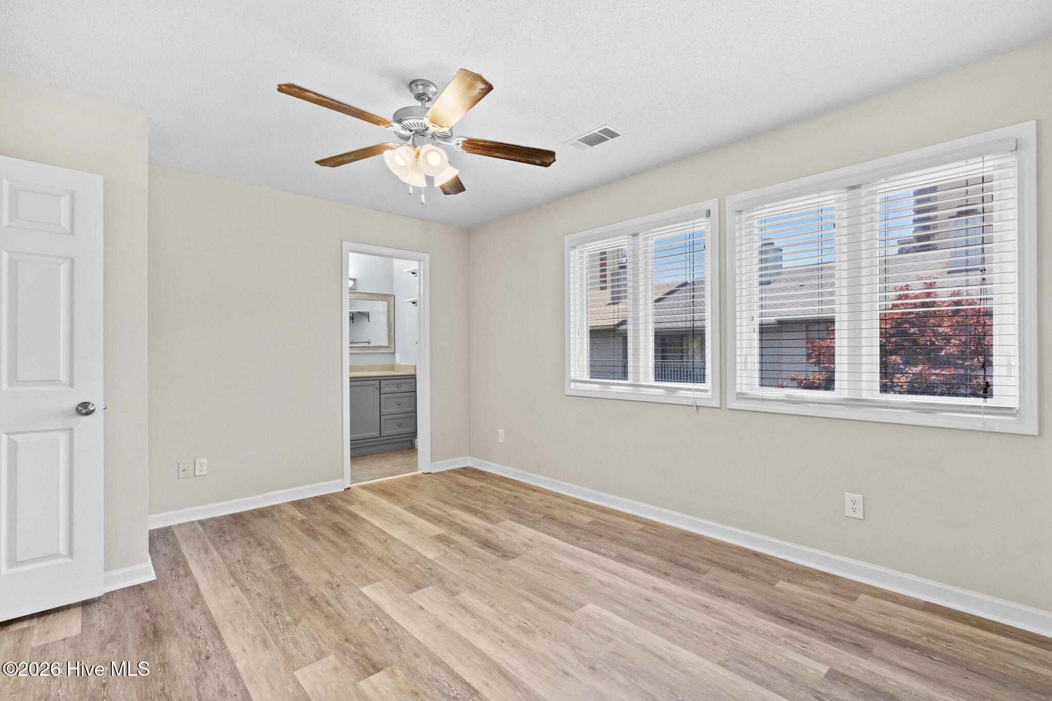 304 75th Avenue N Apt A Property Photo 29
