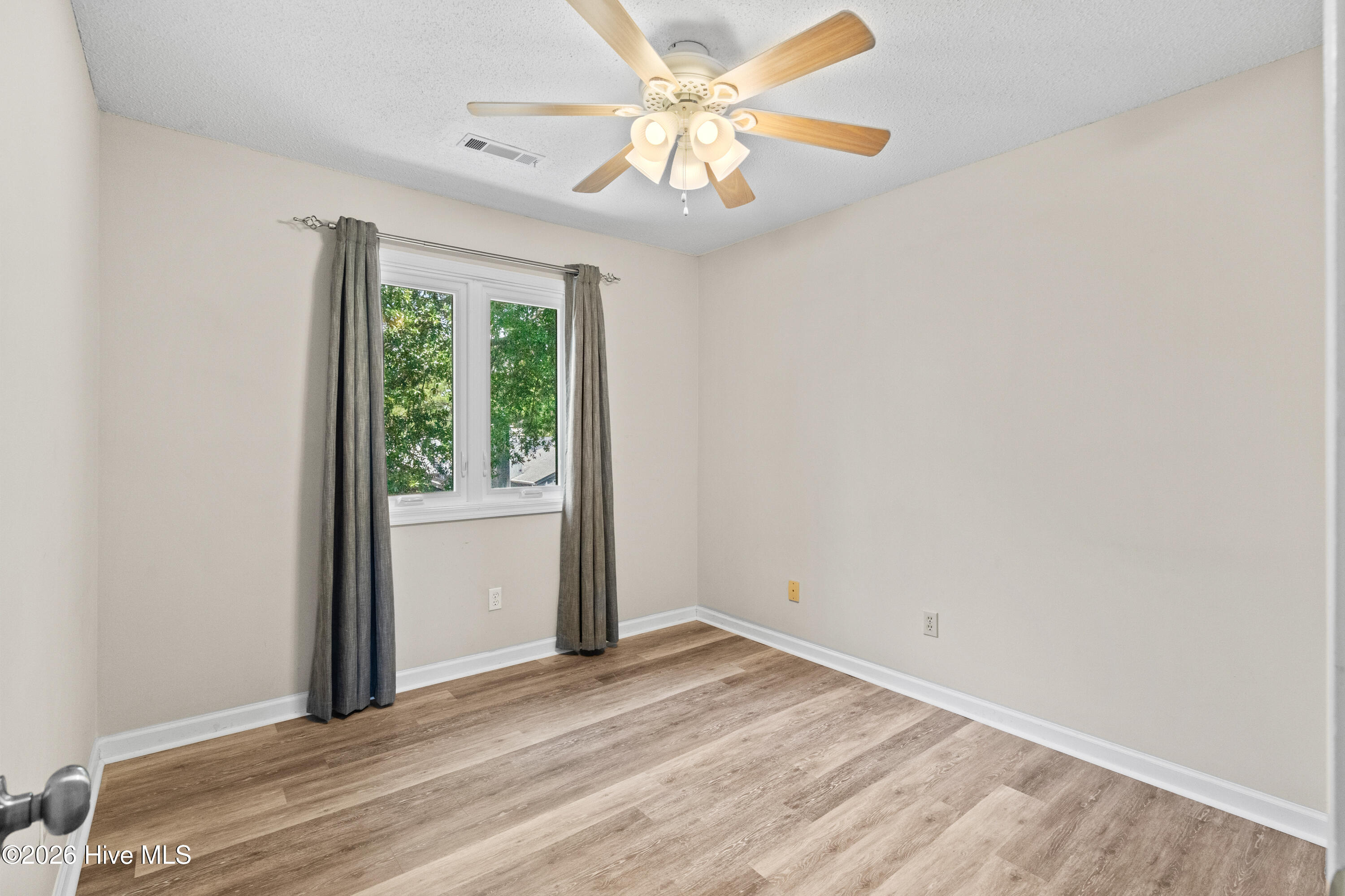 304 75th Avenue N Apt A Property Photo 42
