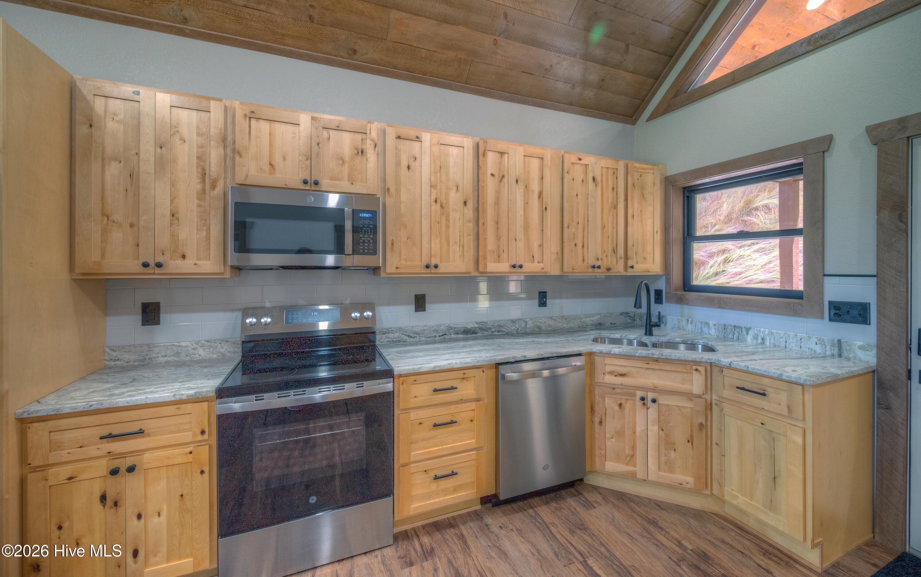 243 Butterball Boulevard Property Photo 8