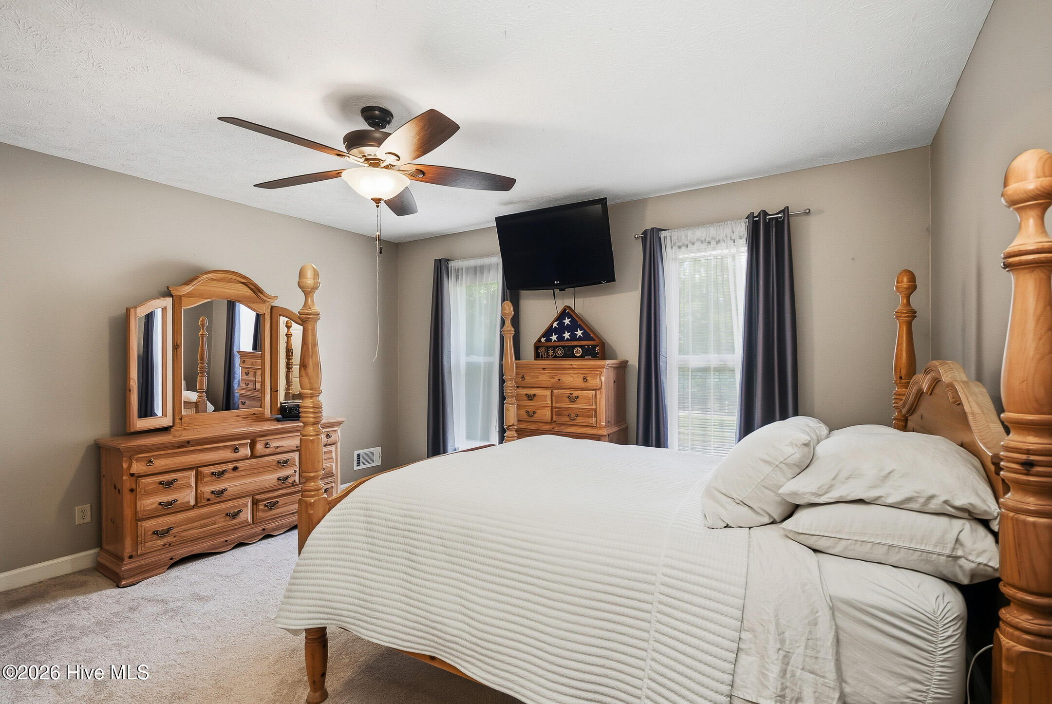 8 Foxhil Drive Property Photo 22