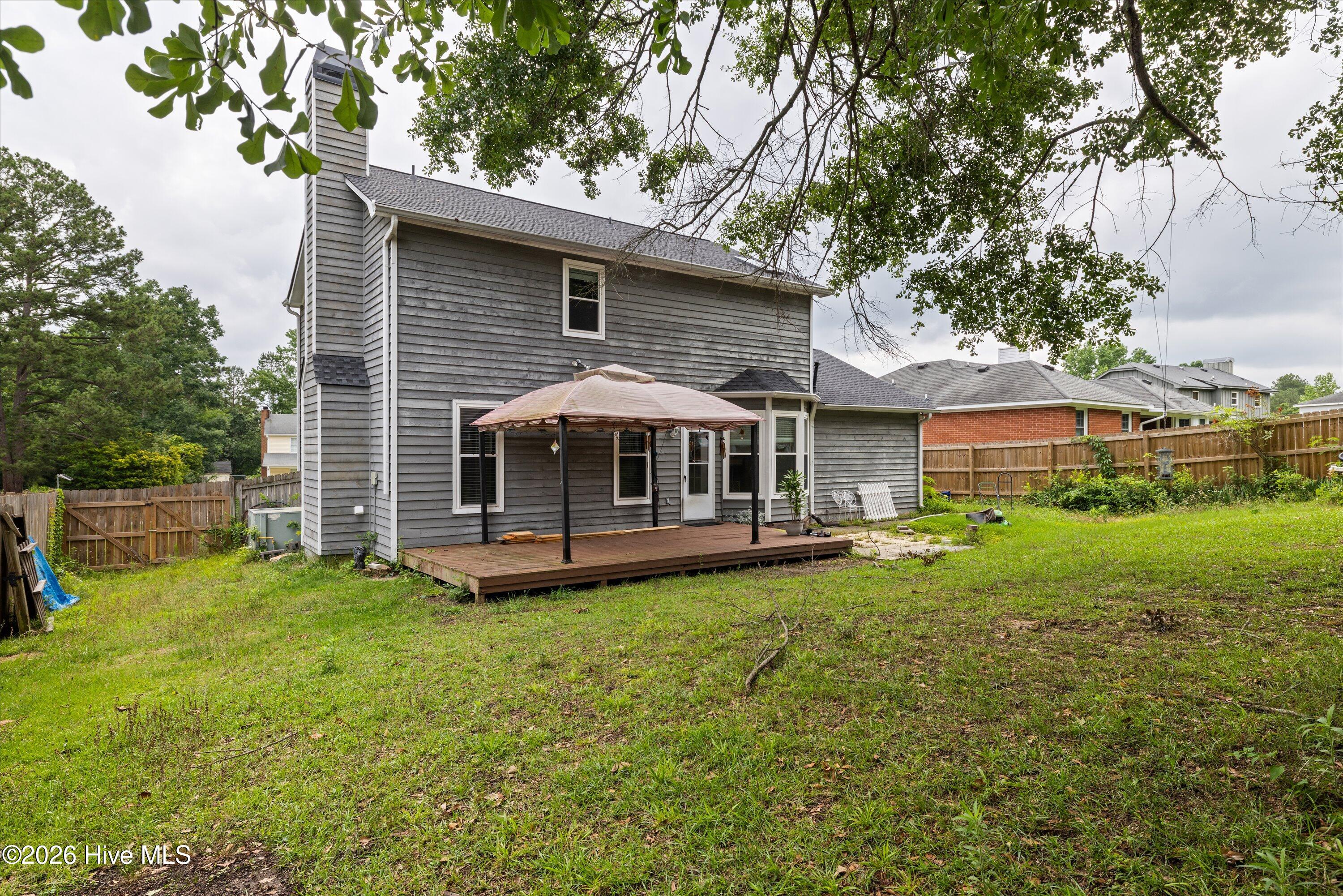 141 Maple Creek Drive Property Photo 8