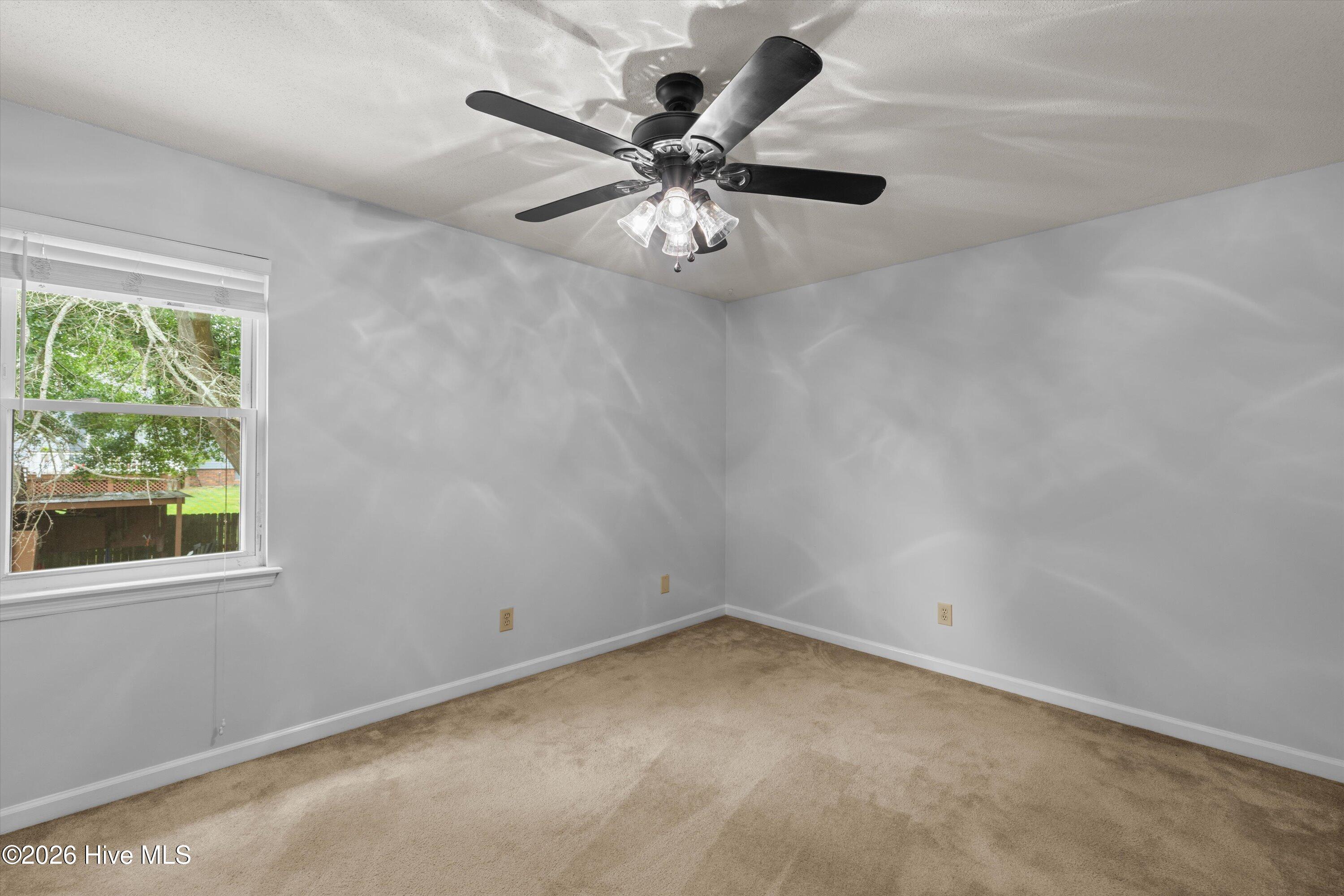 141 Maple Creek Drive Property Photo 23