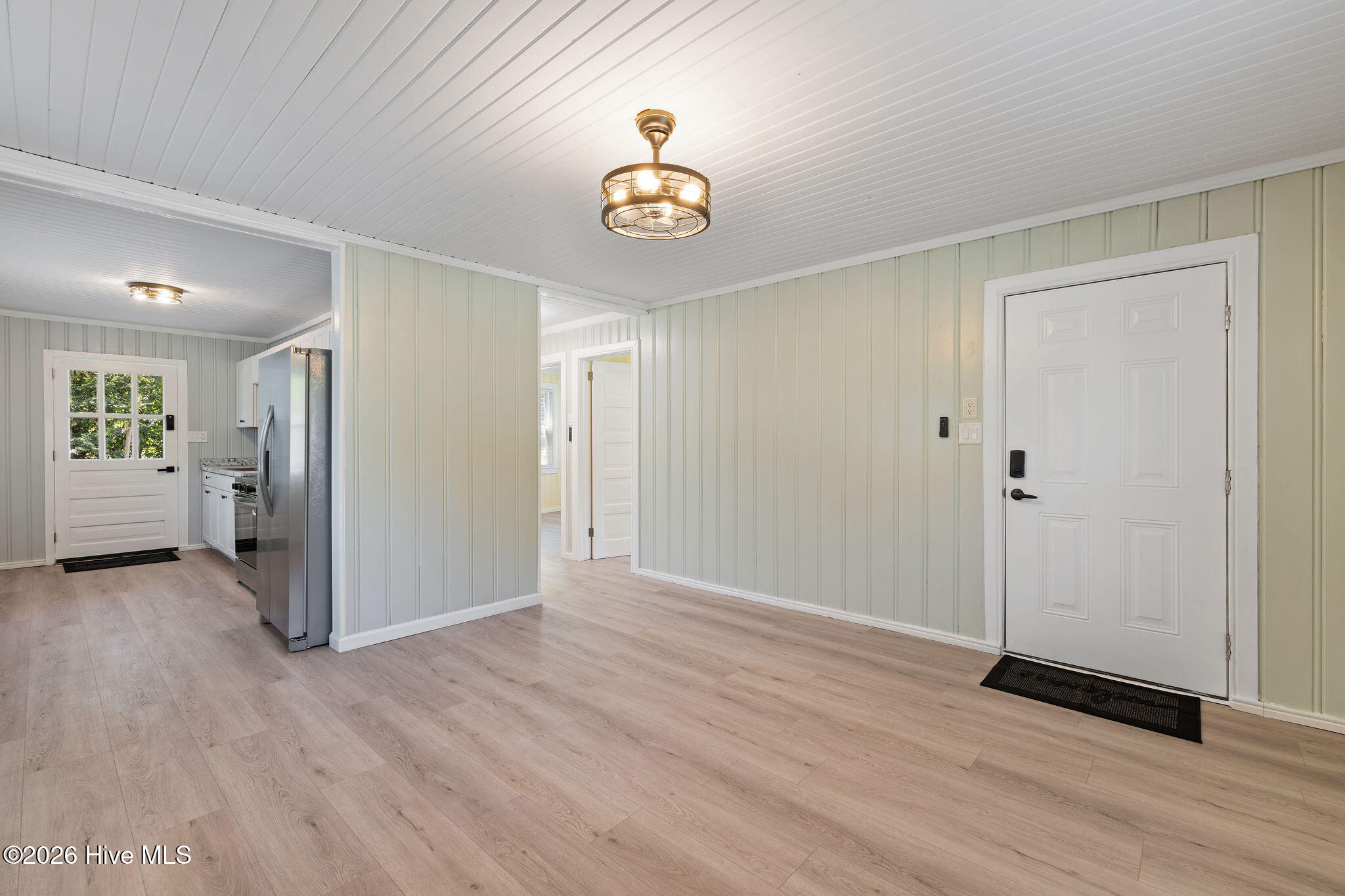 212 Clay Street Property Photo 7
