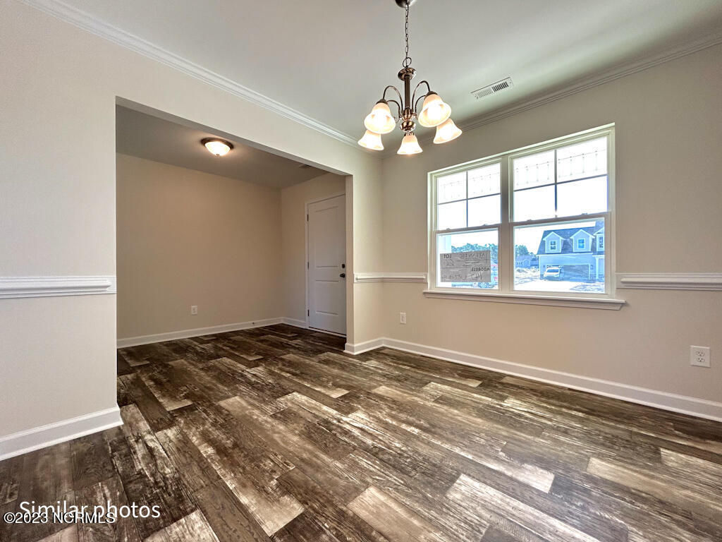 702 N Pebble Branch Court Property Photo 8
