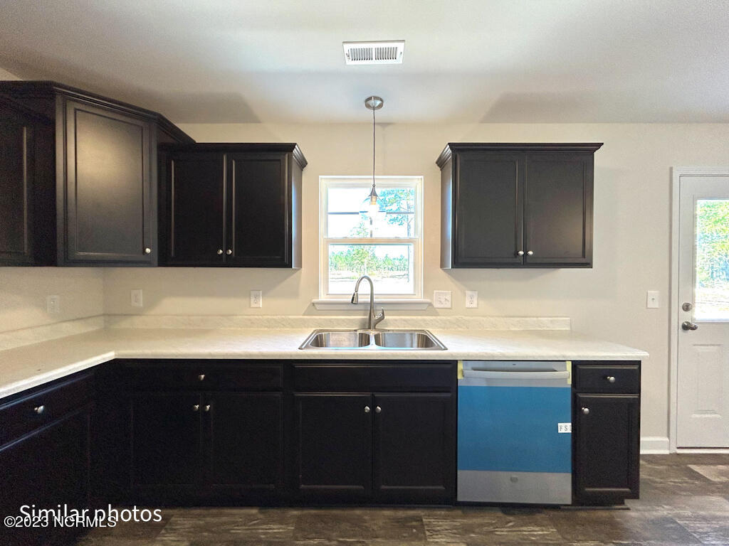 702 N Pebble Branch Court Property Photo 15