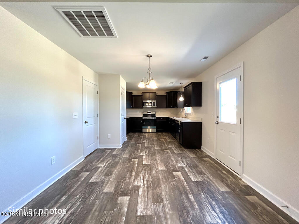 702 N Pebble Branch Court Property Photo 18