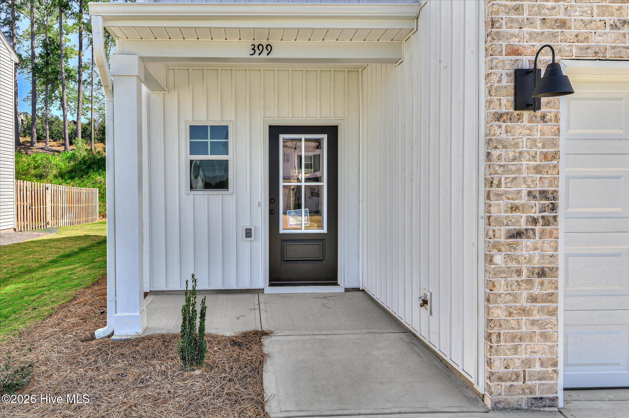 399 Bay Meadows Drive Property Photo 4