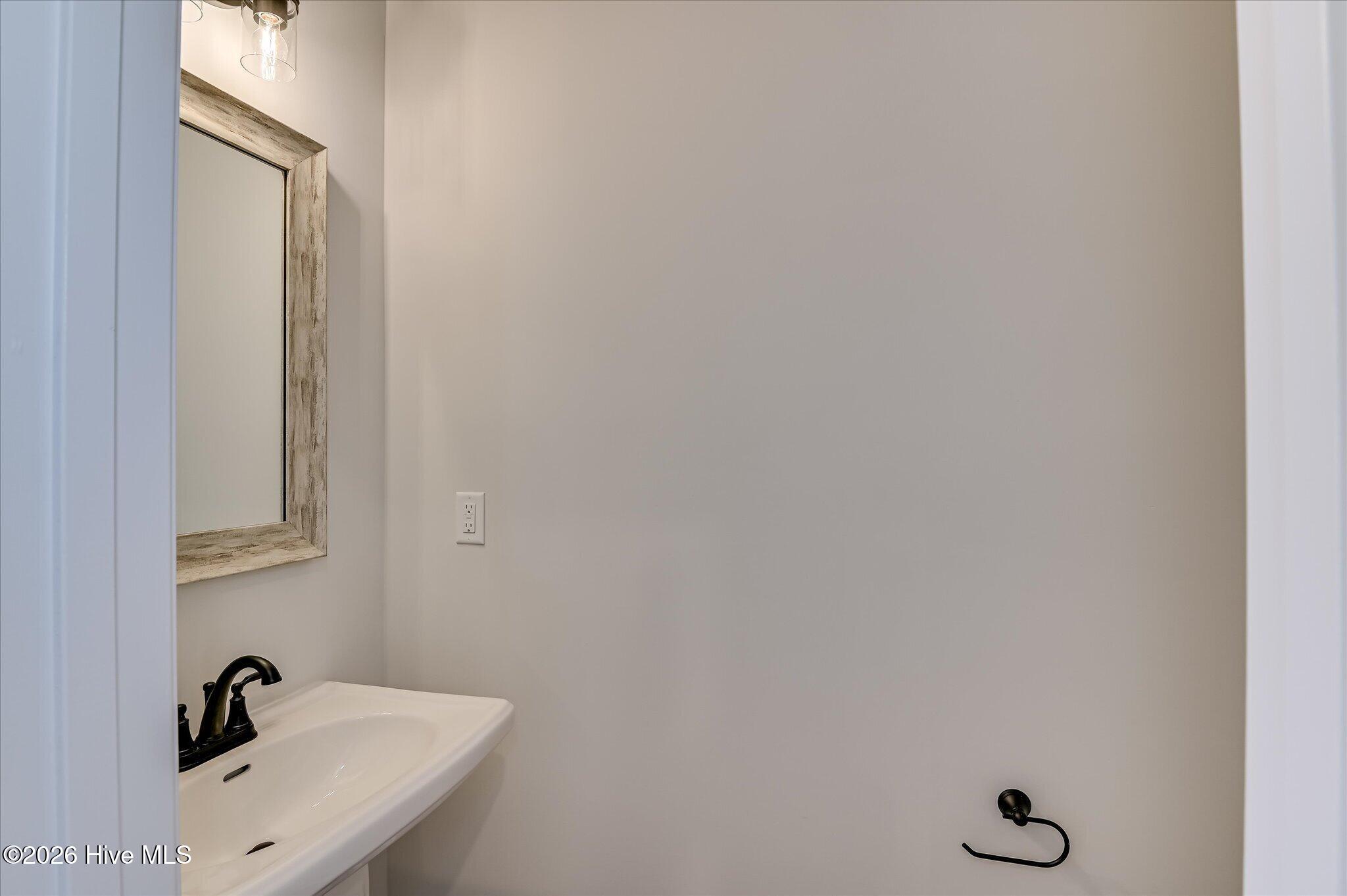 399 Bay Meadows Drive Property Photo 16