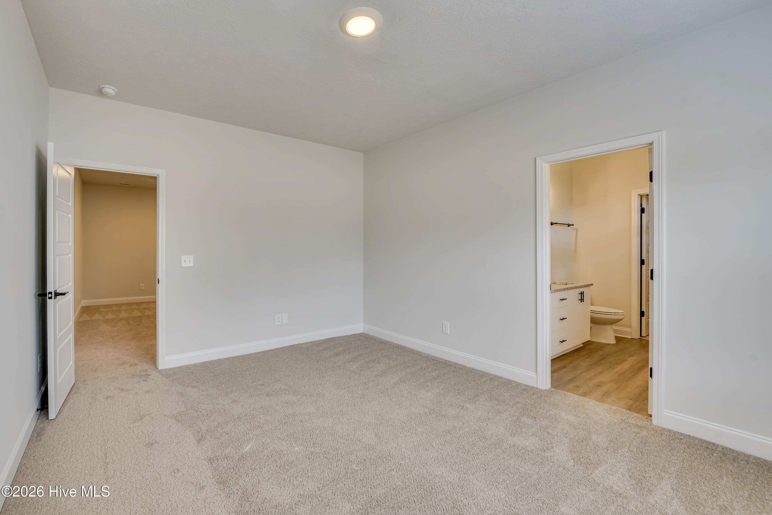 399 Bay Meadows Drive Property Photo 20