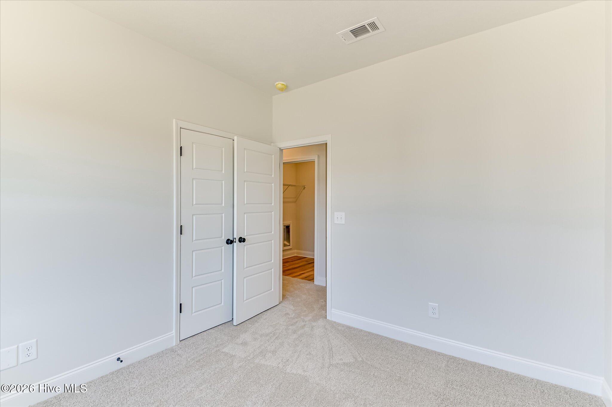 399 Bay Meadows Drive Property Photo 28