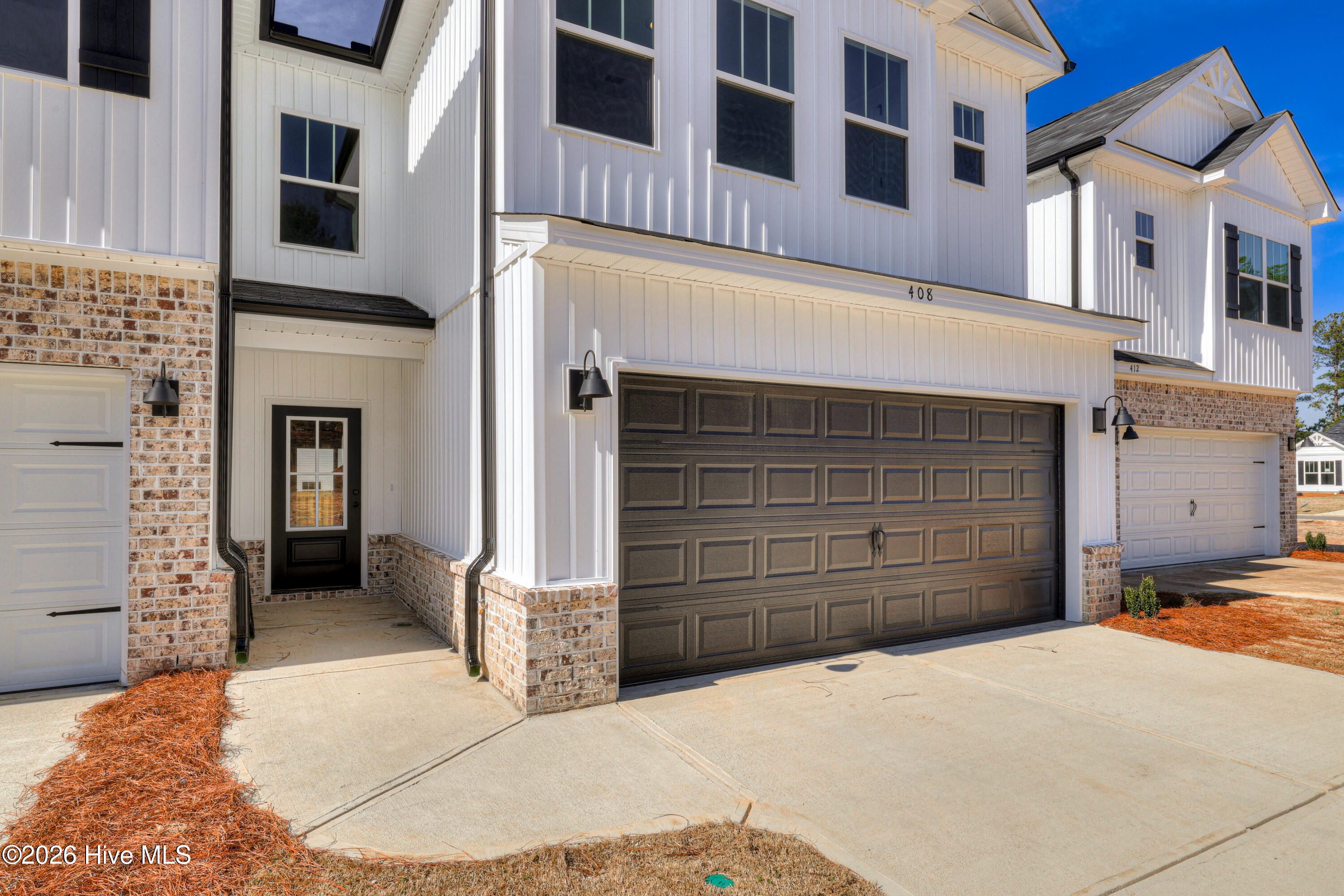 395 Bay Meadows Drive Property Photo 4
