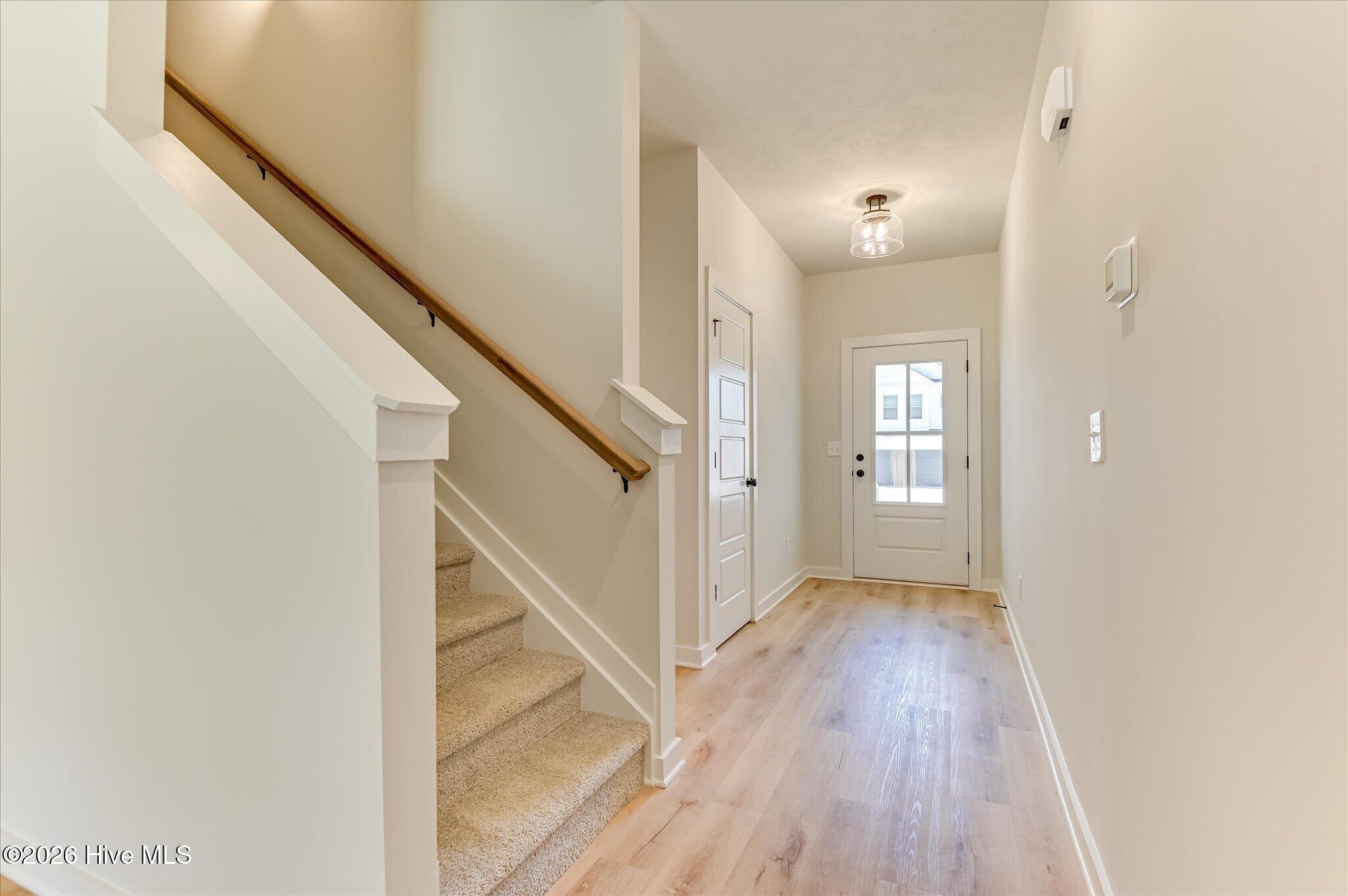 395 Bay Meadows Drive Property Photo 6