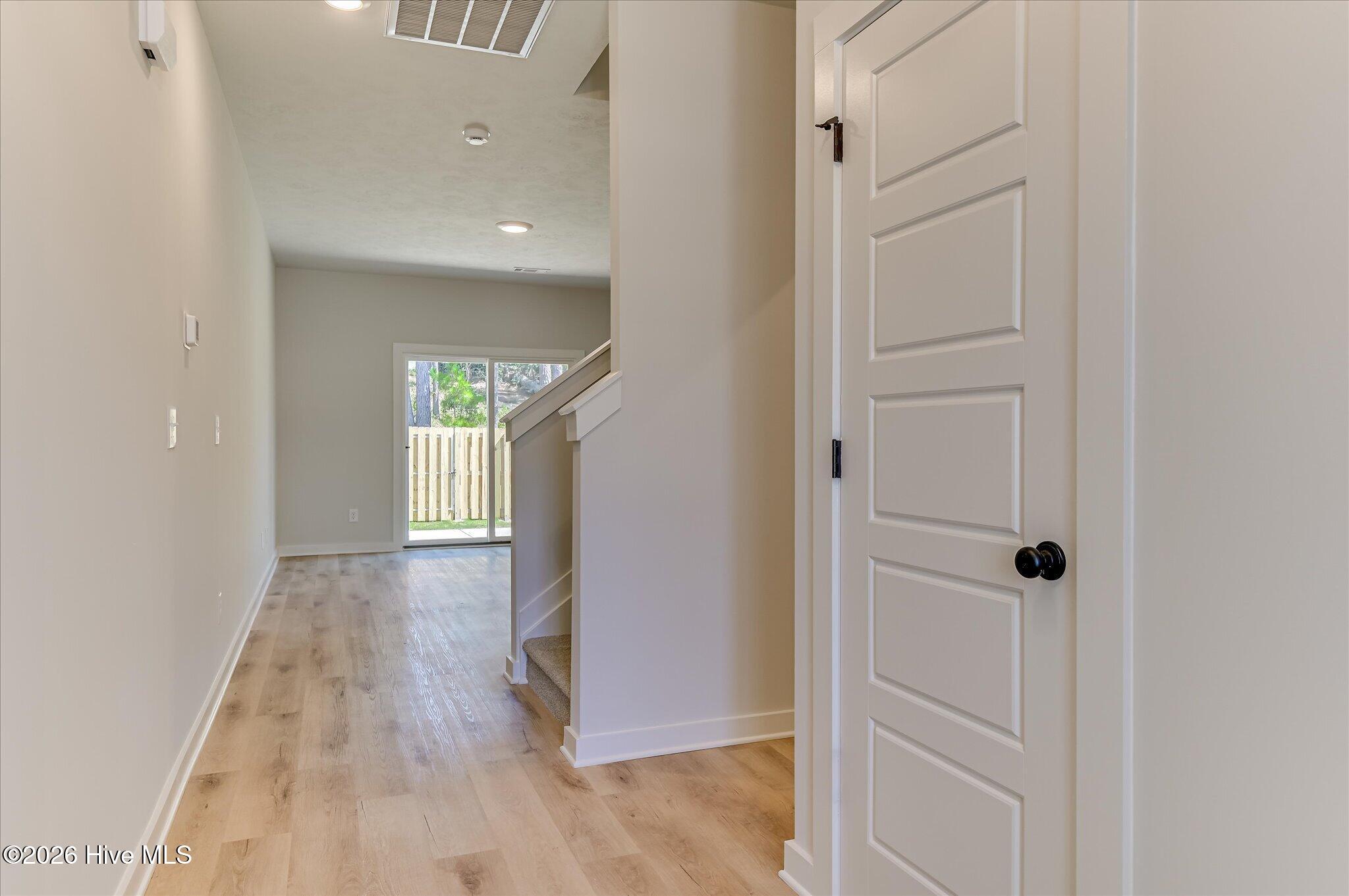 395 Bay Meadows Drive Property Photo 7