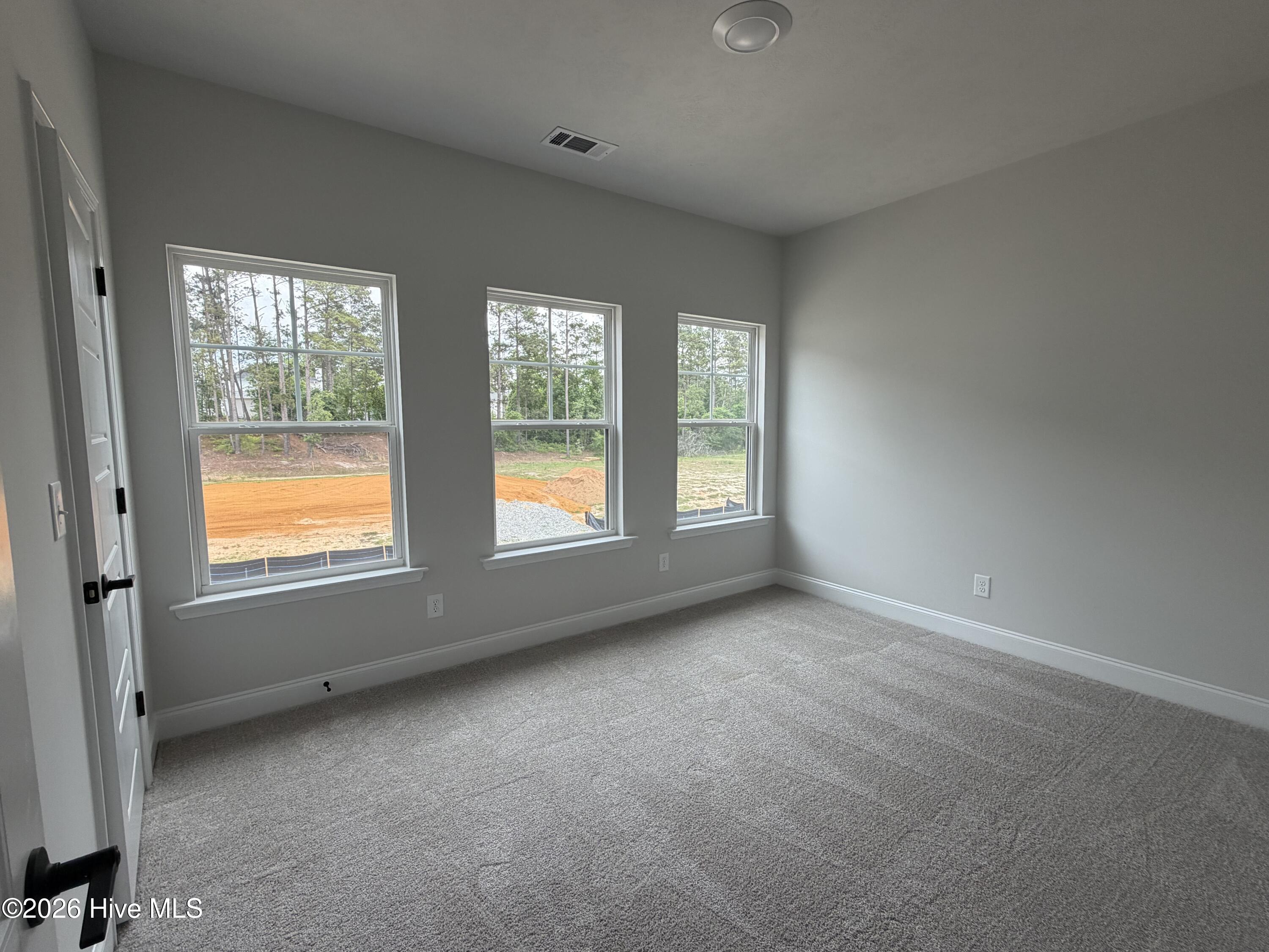 395 Bay Meadows Drive Property Photo 10