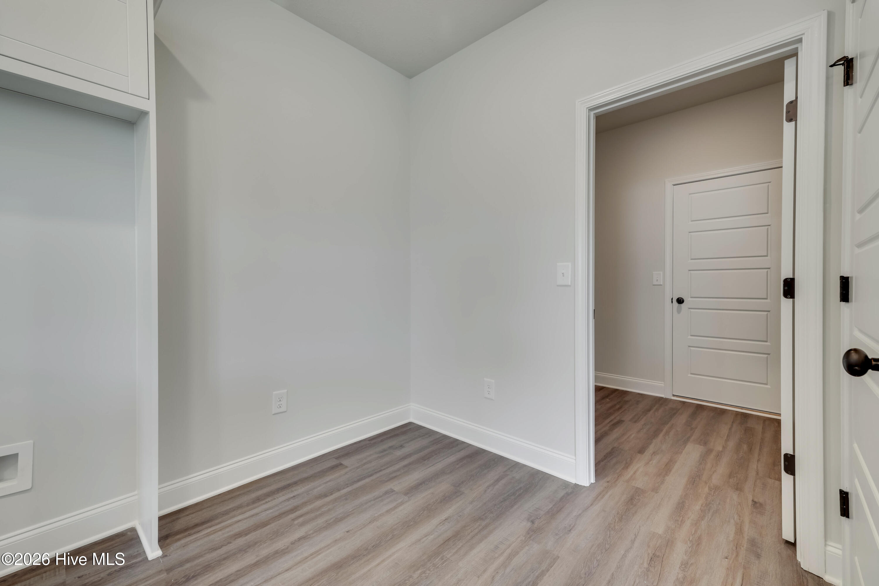 395 Bay Meadows Drive Property Photo 18