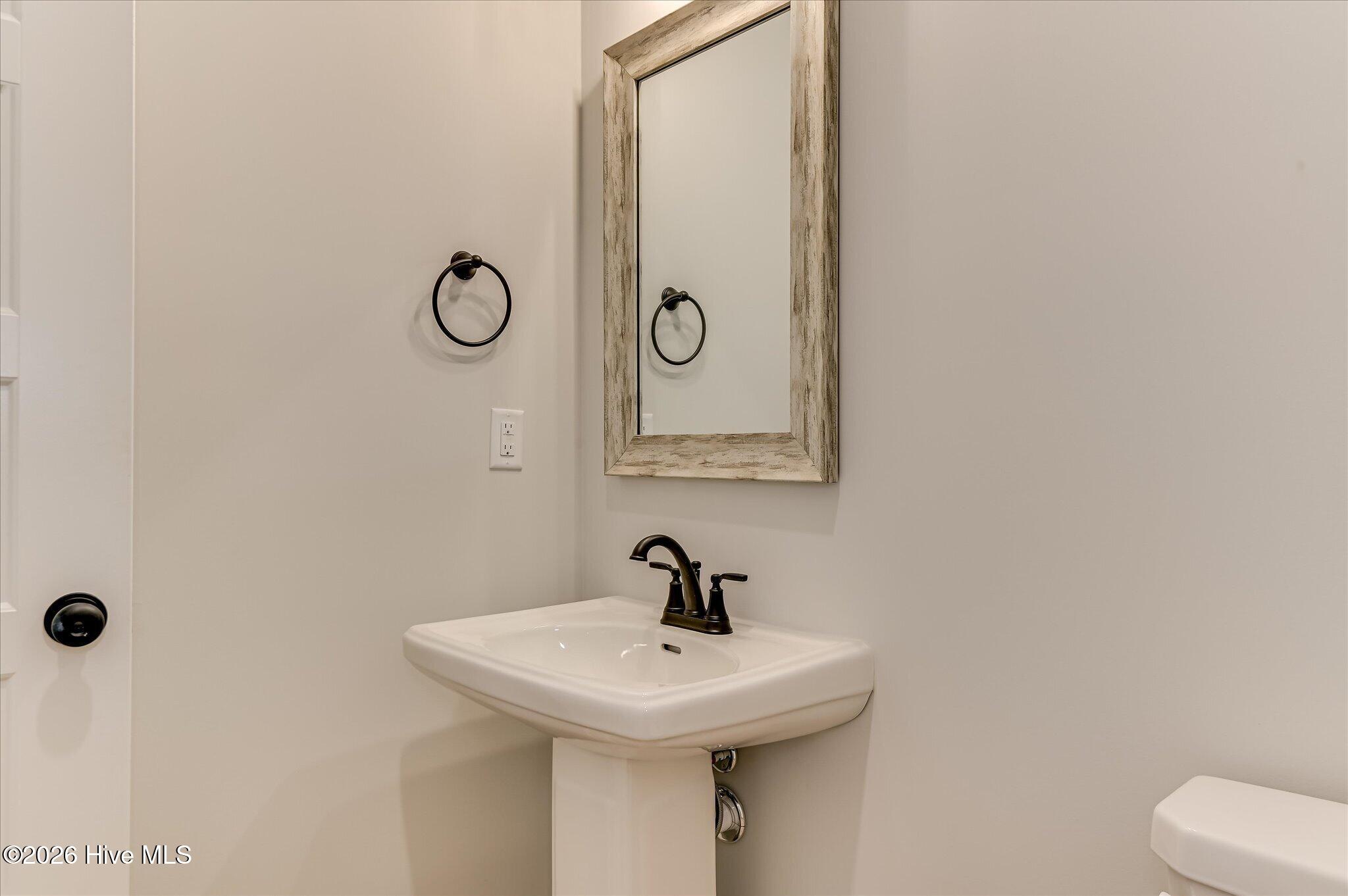 395 Bay Meadows Drive Property Photo 23