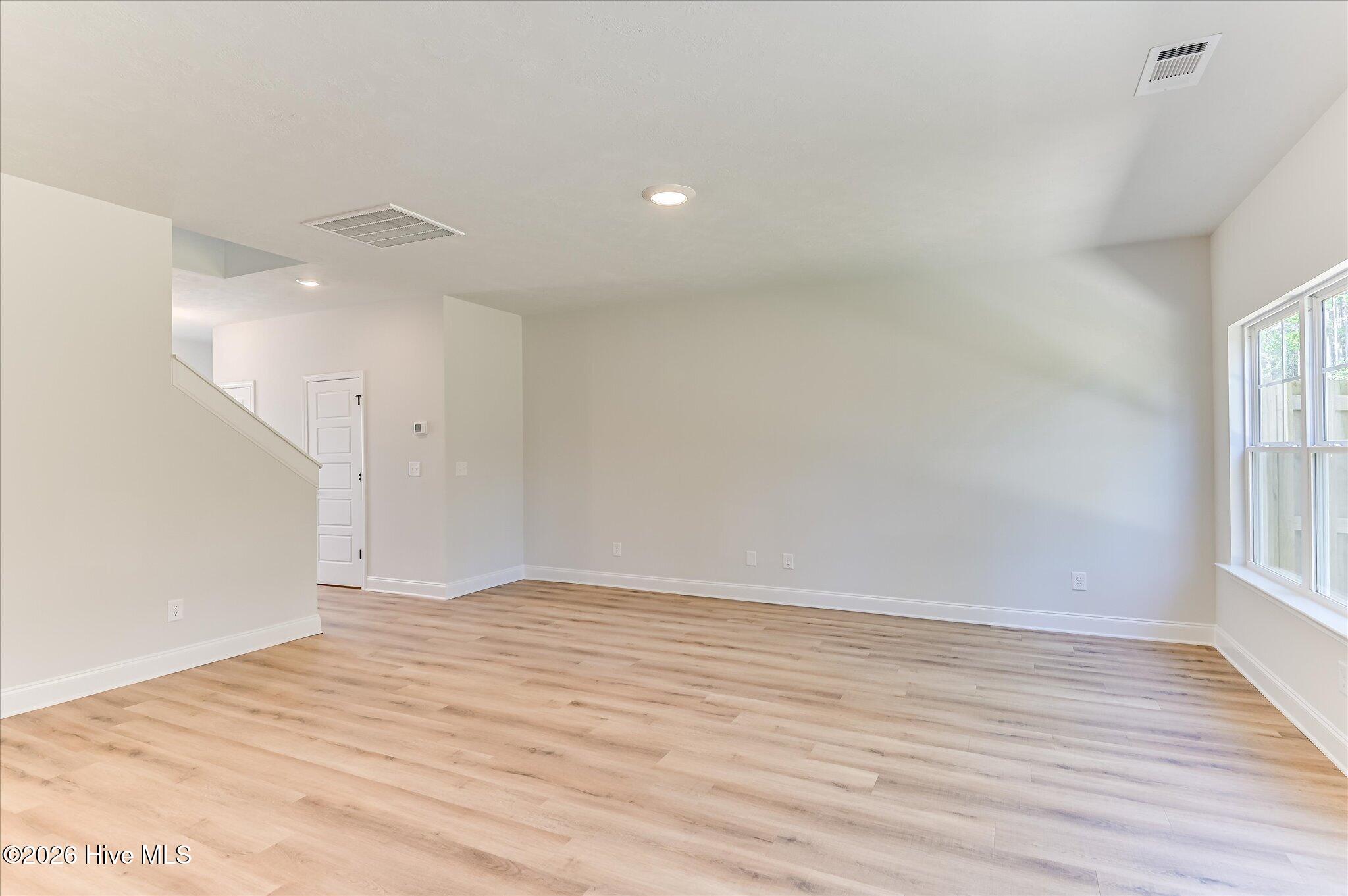 391 Bay Meadows Drive Property Photo 9