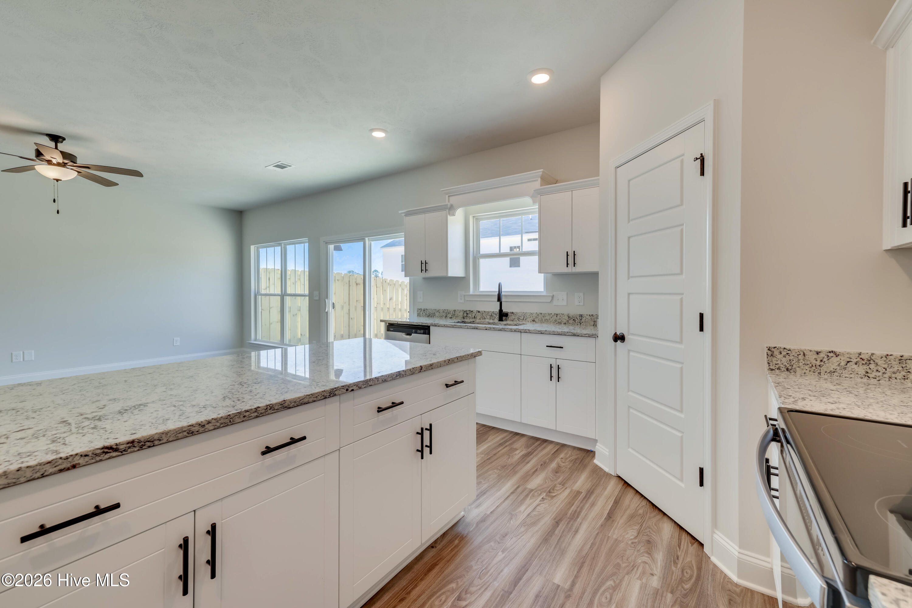 391 Bay Meadows Drive Property Photo 16