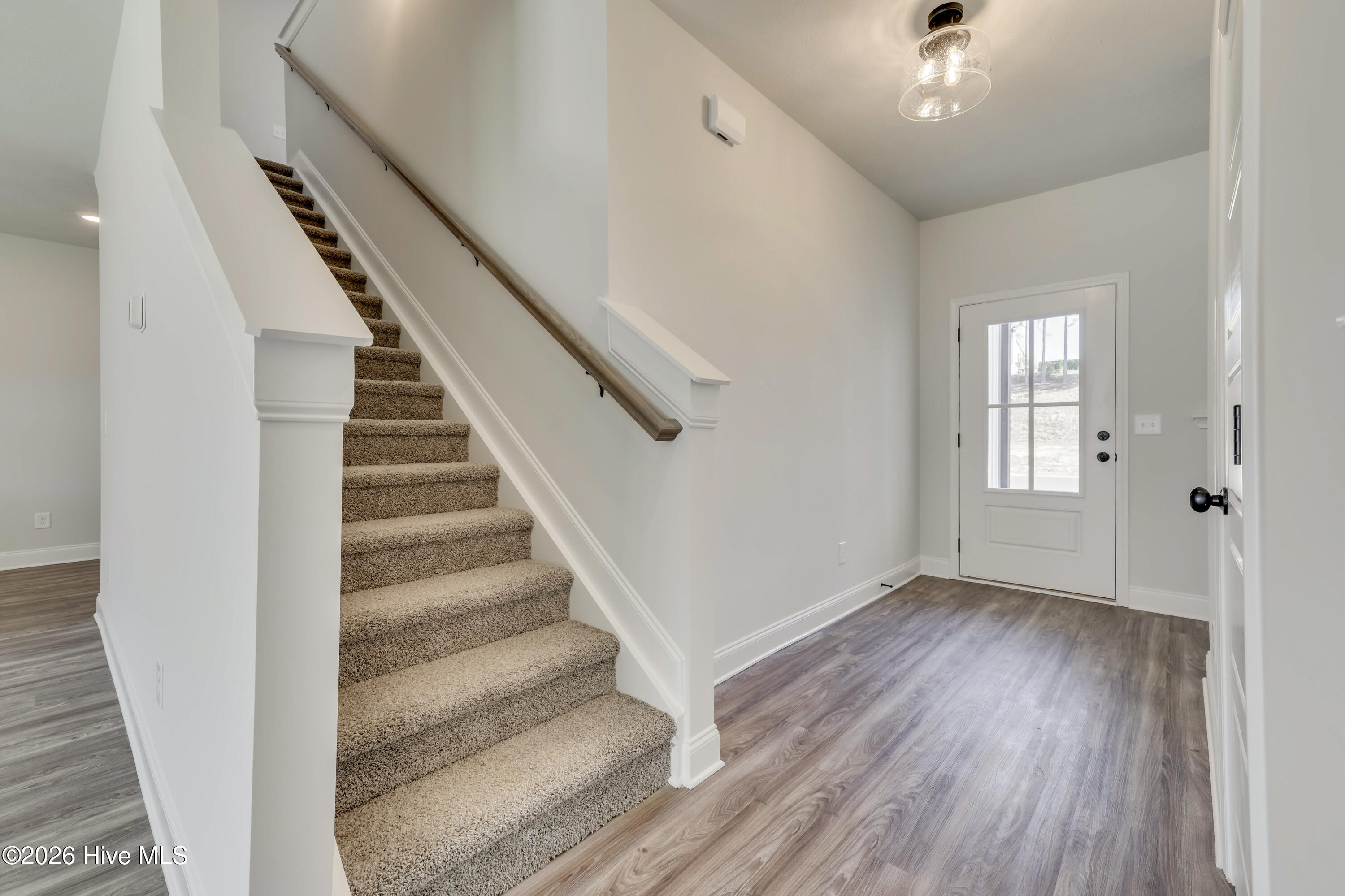 391 Bay Meadows Drive Property Photo 20