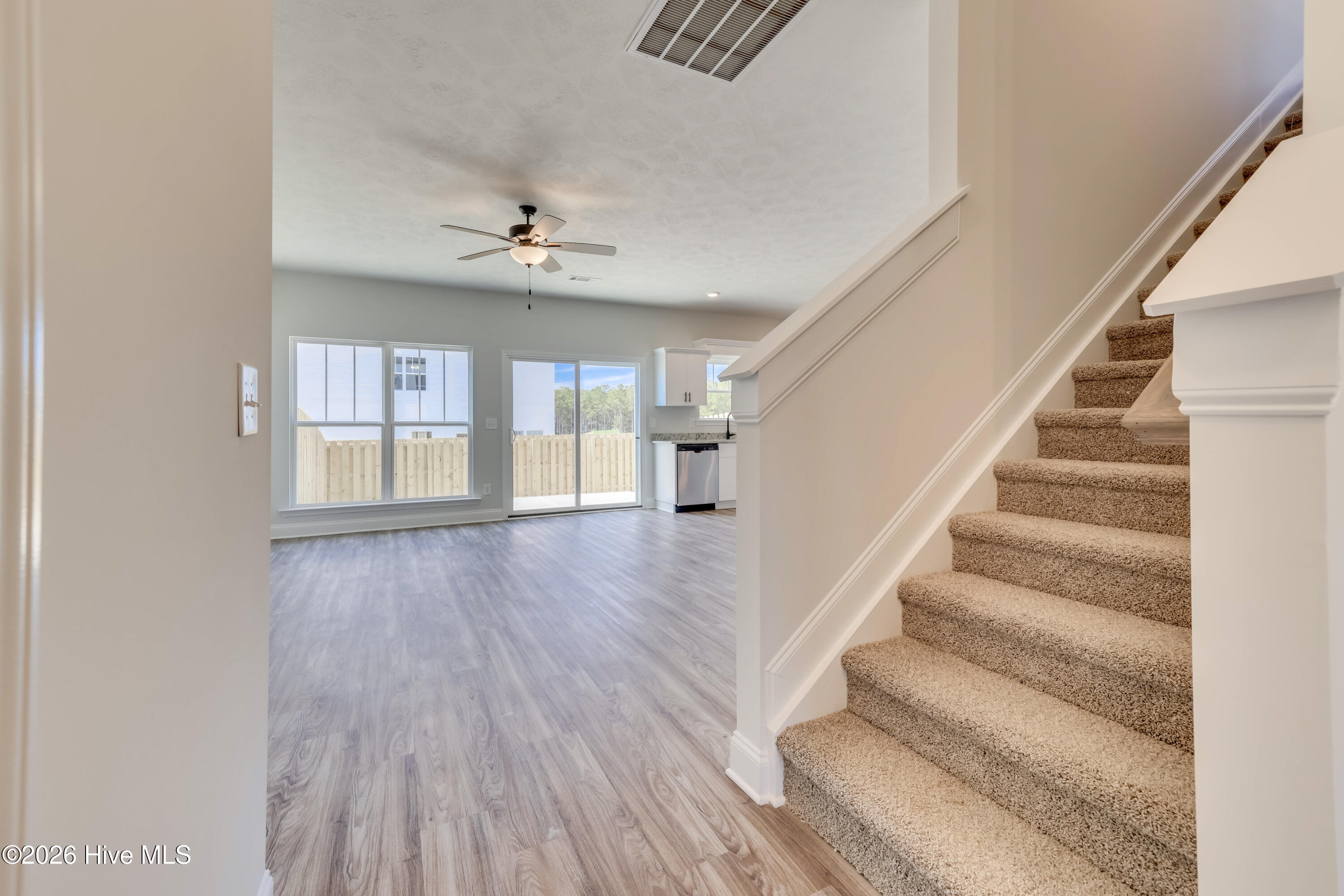 391 Bay Meadows Drive Property Photo 21