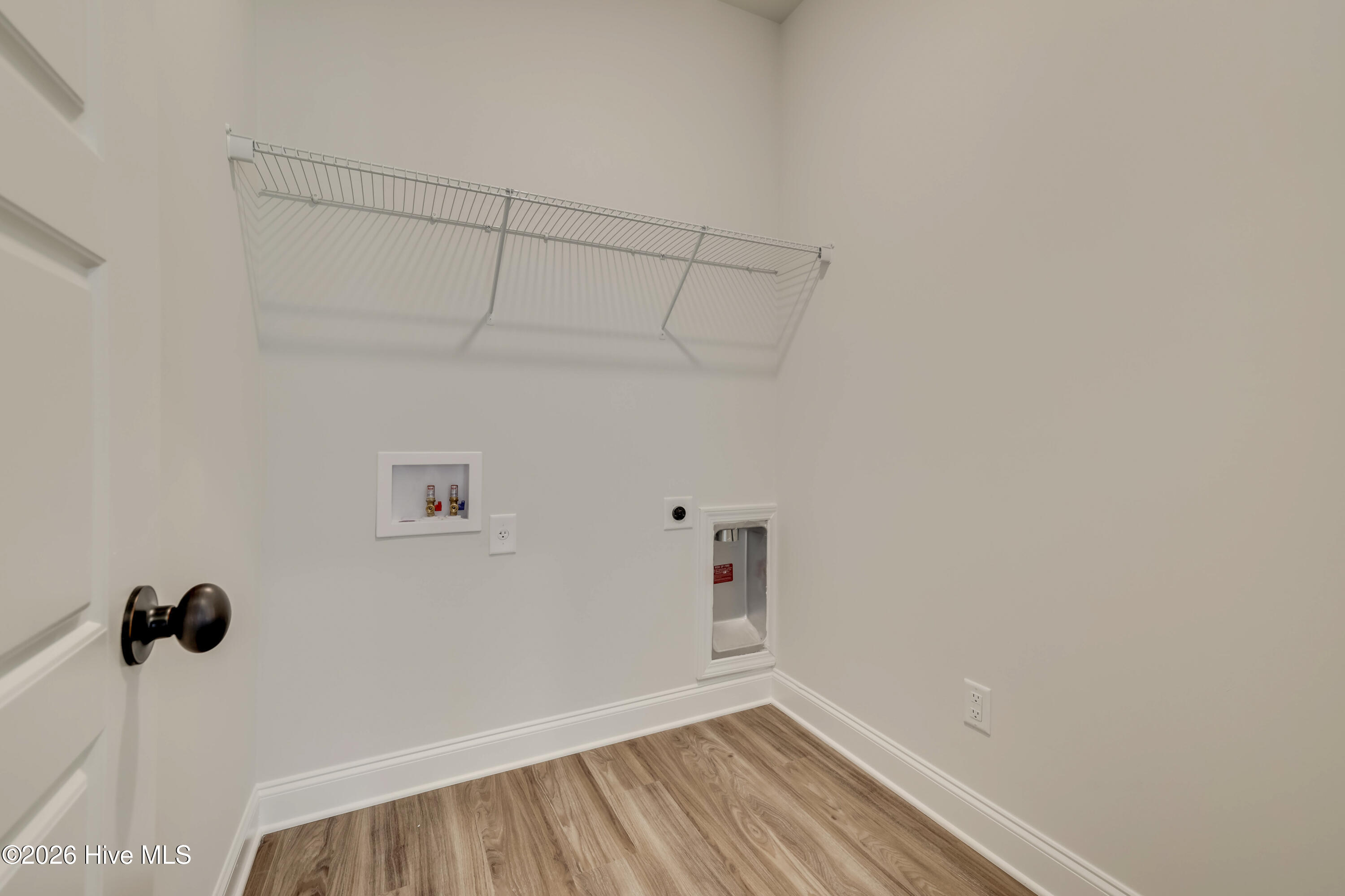 391 Bay Meadows Drive Property Photo 32