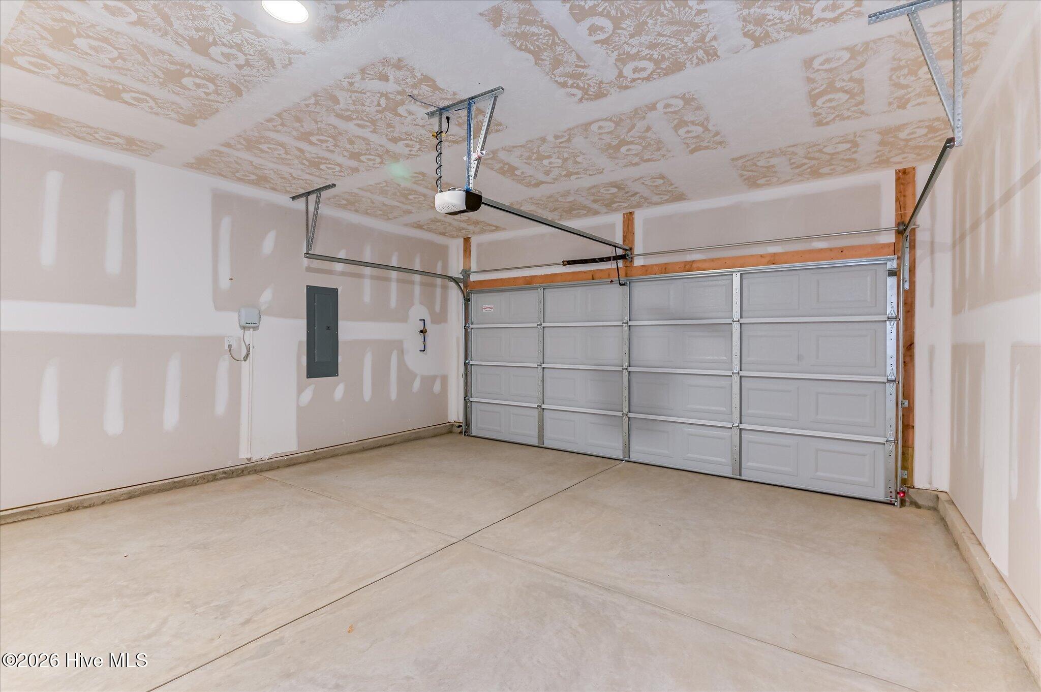 391 Bay Meadows Drive Property Photo 32