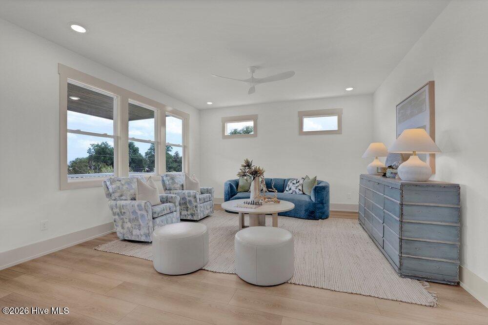 2165 Scotts Hill Loop Road Property Photo 8