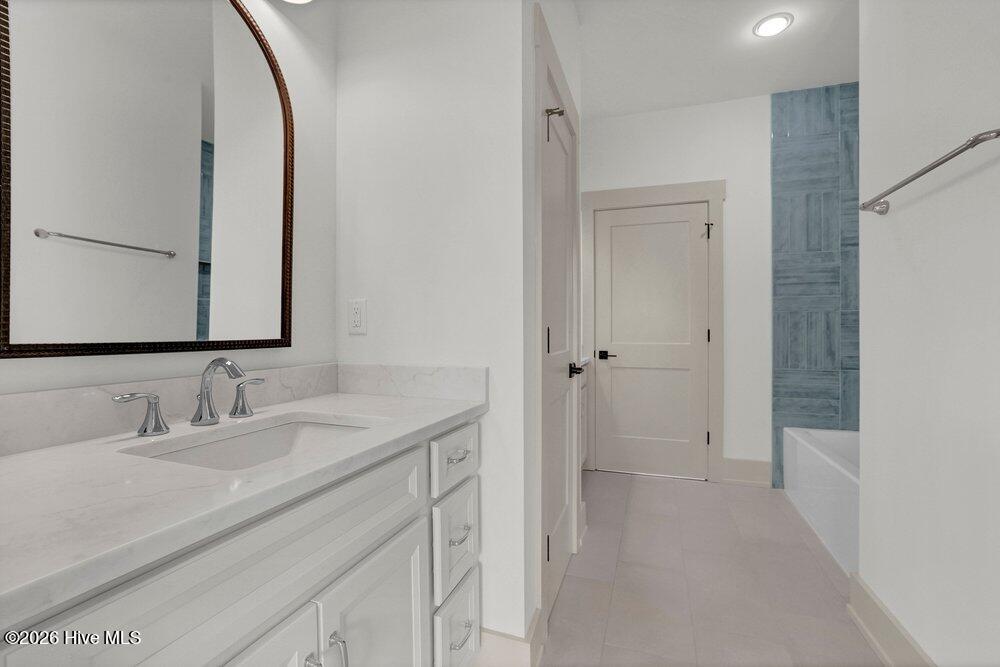 2165 Scotts Hill Loop Road Property Photo 14