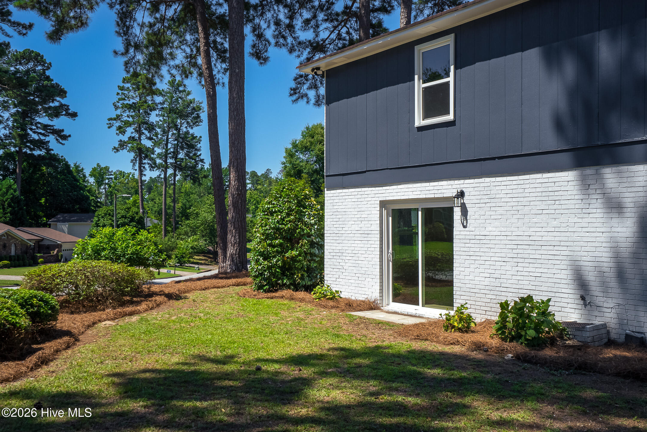 825 Brookfield Parkway Property Photo 11