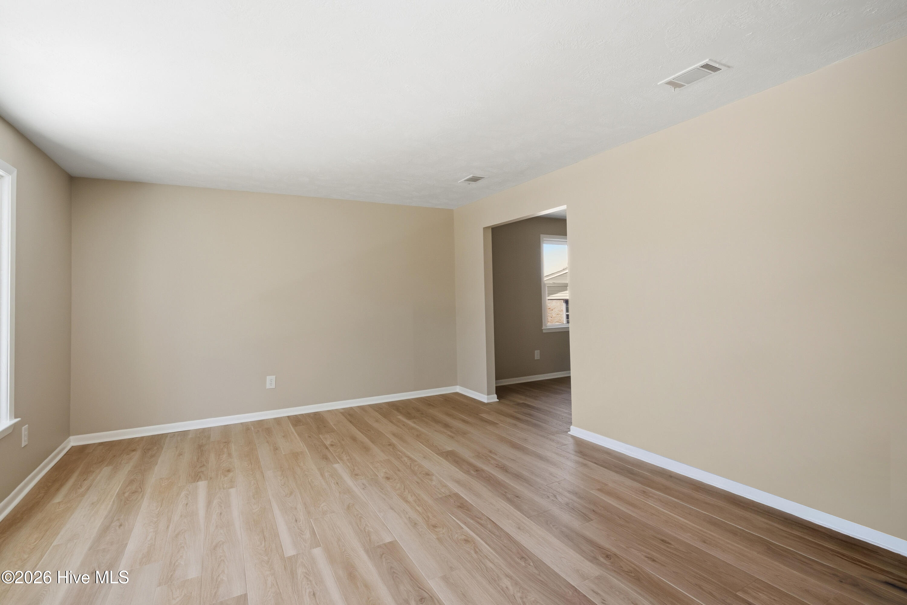 825 Brookfield Parkway Property Photo 21