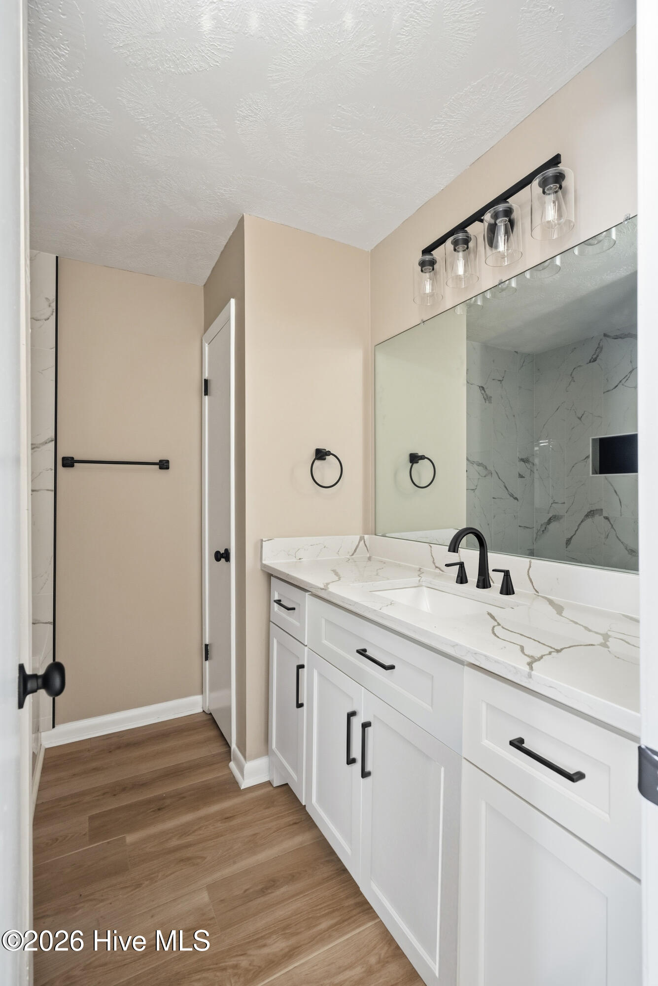 825 Brookfield Parkway Property Photo 35