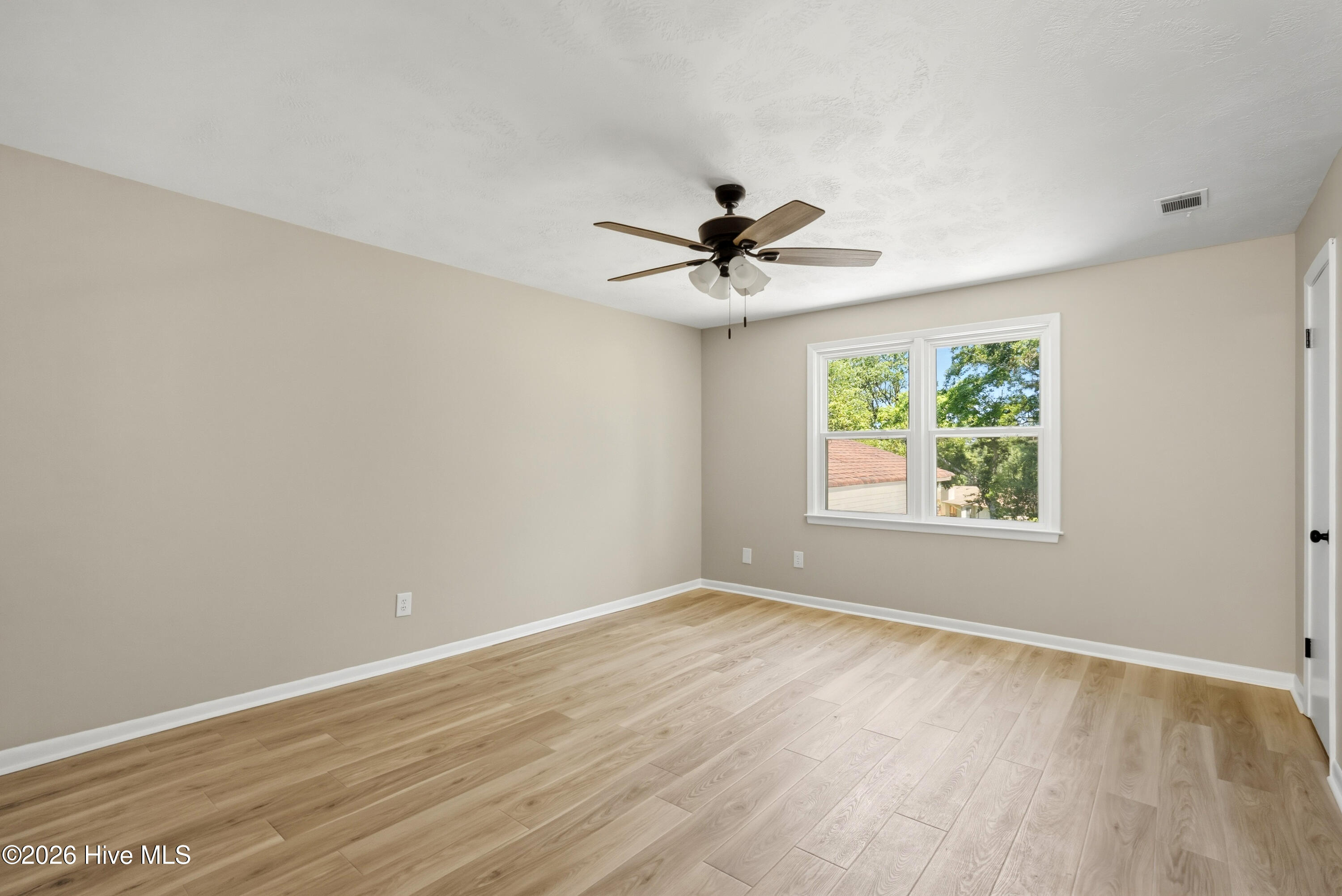 825 Brookfield Parkway Property Photo 47
