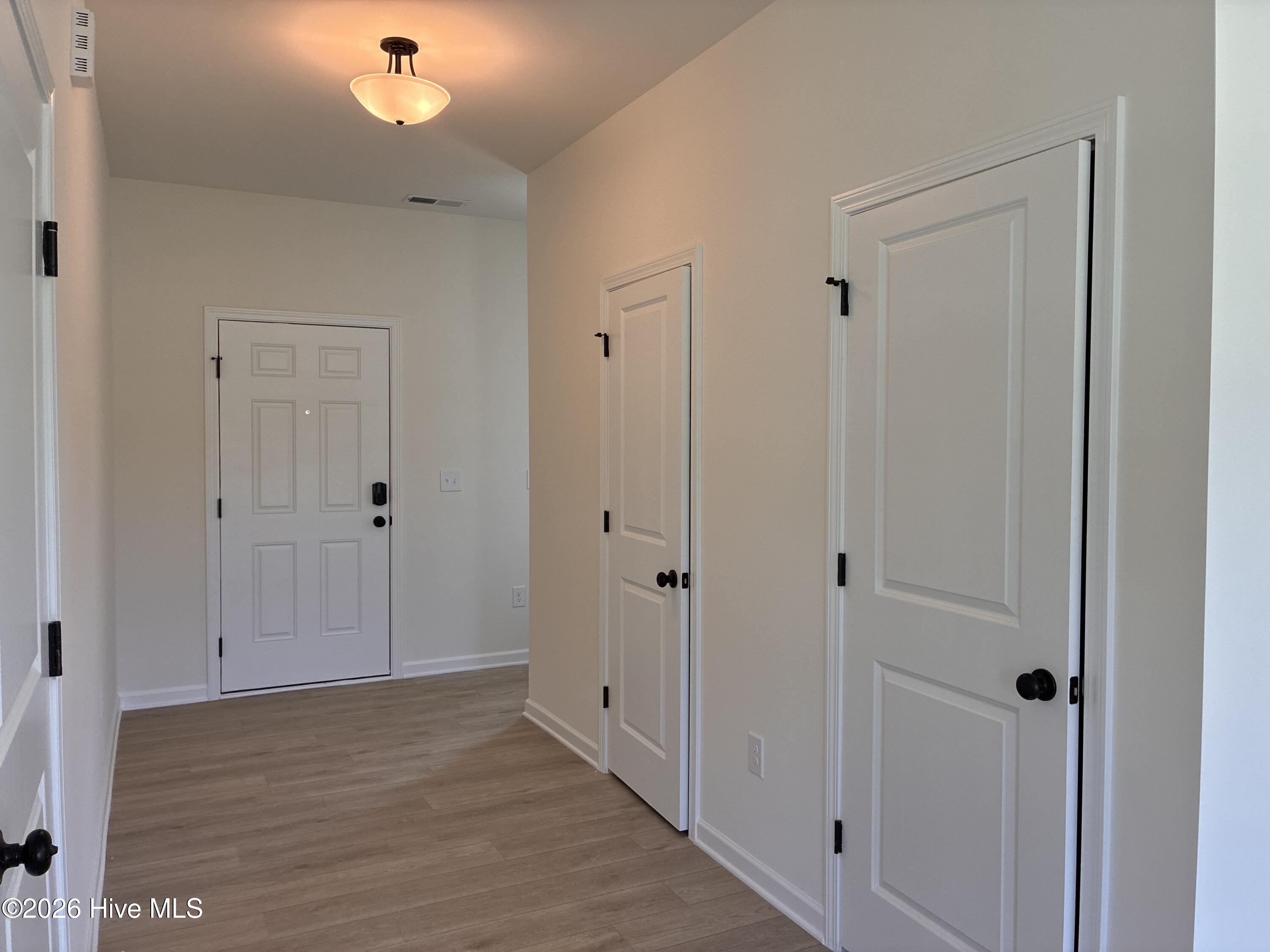 418 Barter Drive Property Photo 5