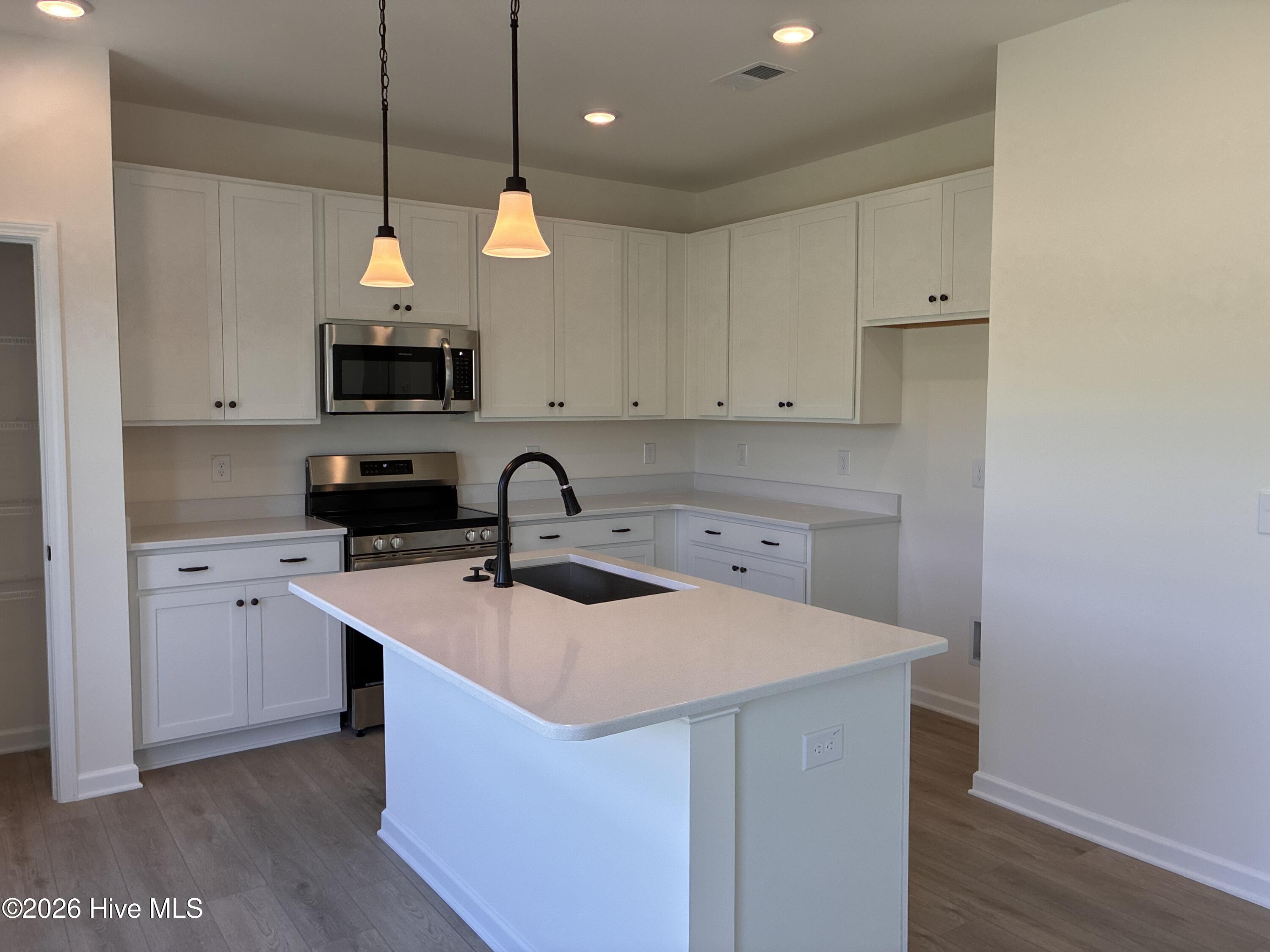 418 Barter Drive Property Photo 10
