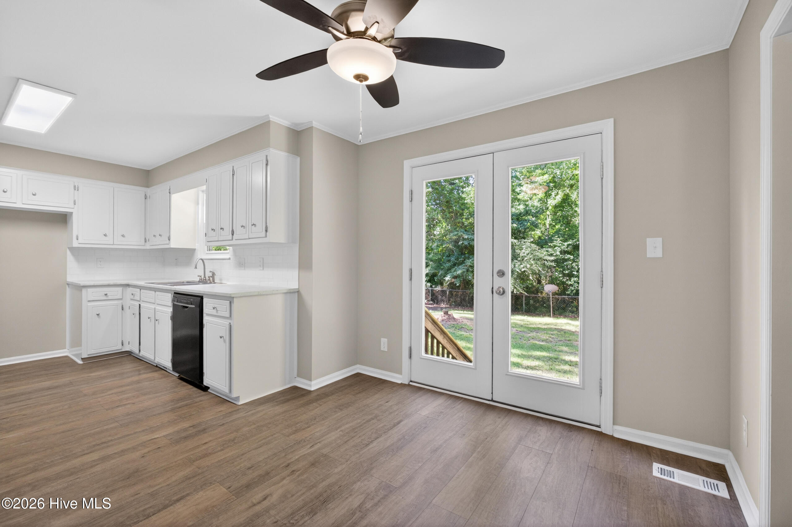 193 Ashley Circle Property Photo 25